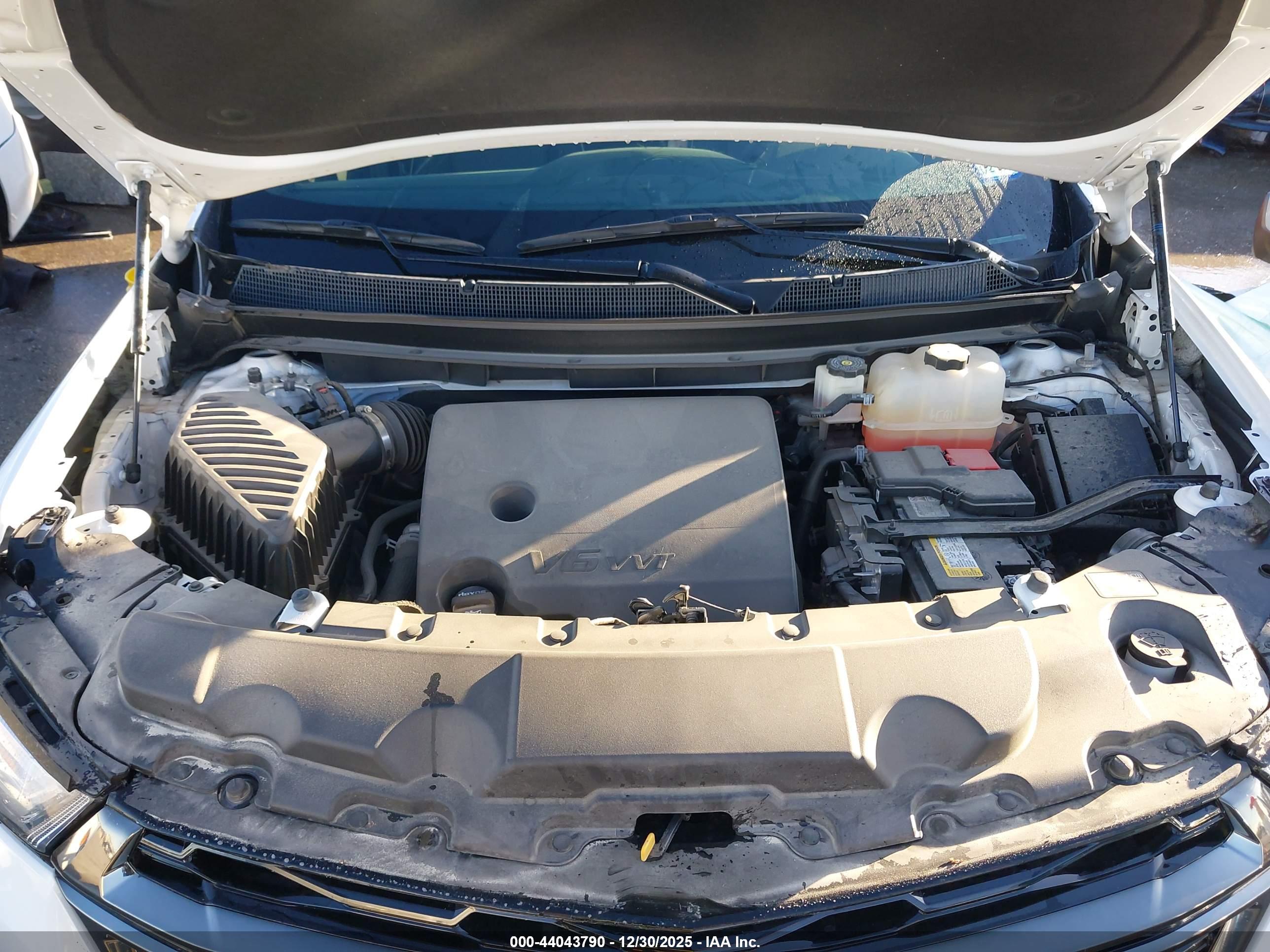 CHEVROLET TRAVERSE image 10