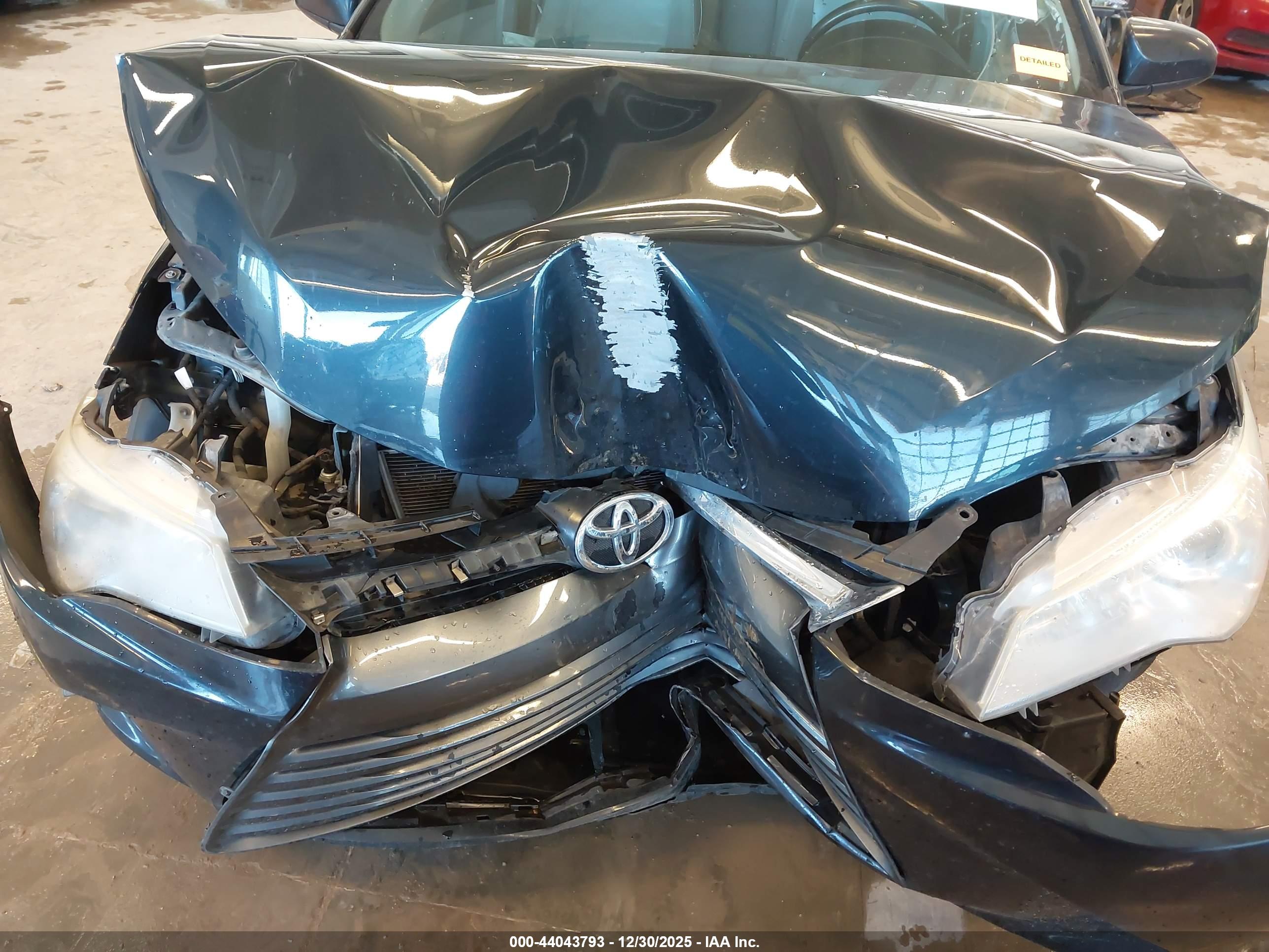 TOYOTA CAMRY image 6