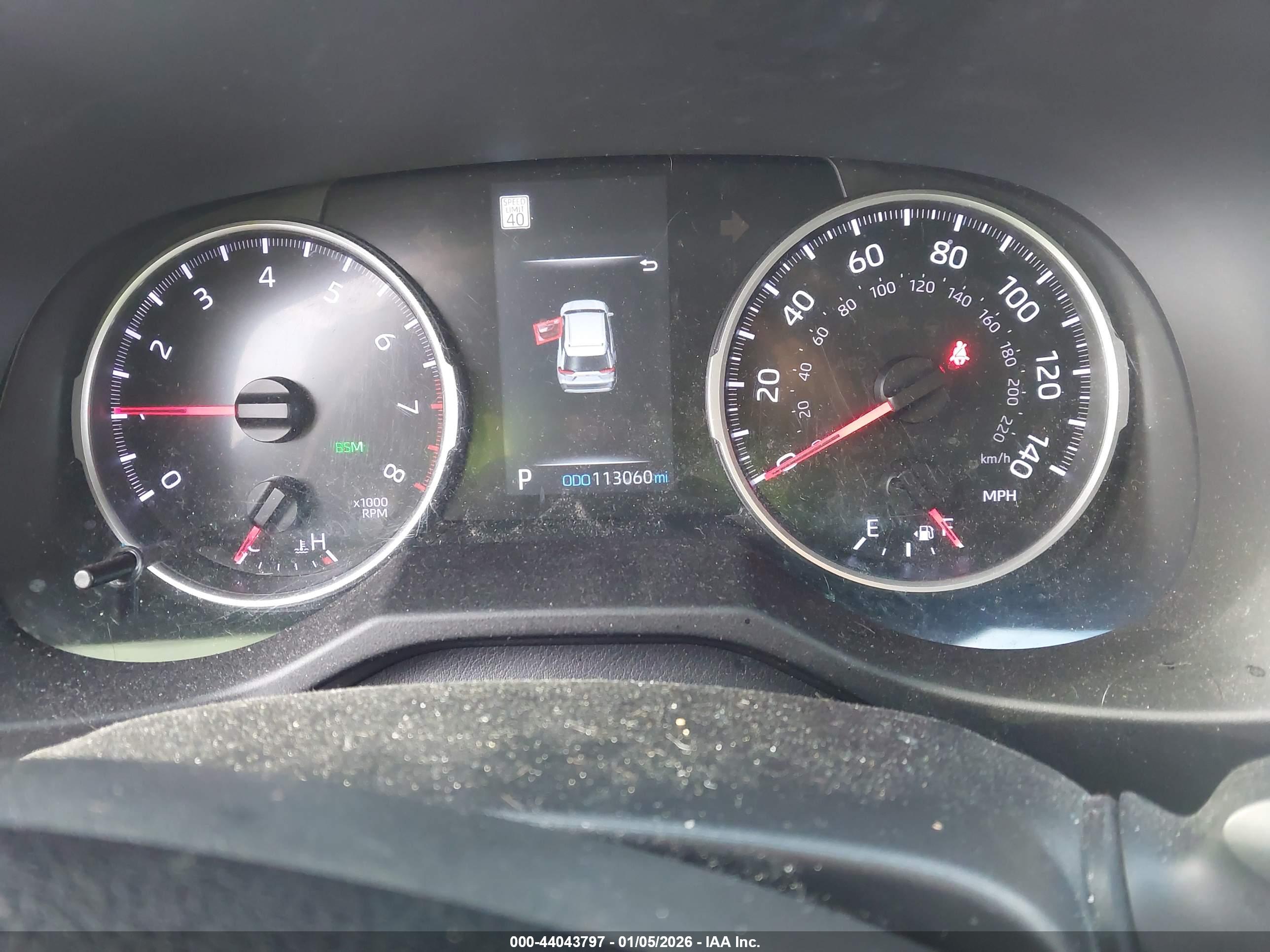 TOYOTA RAV4 image 7