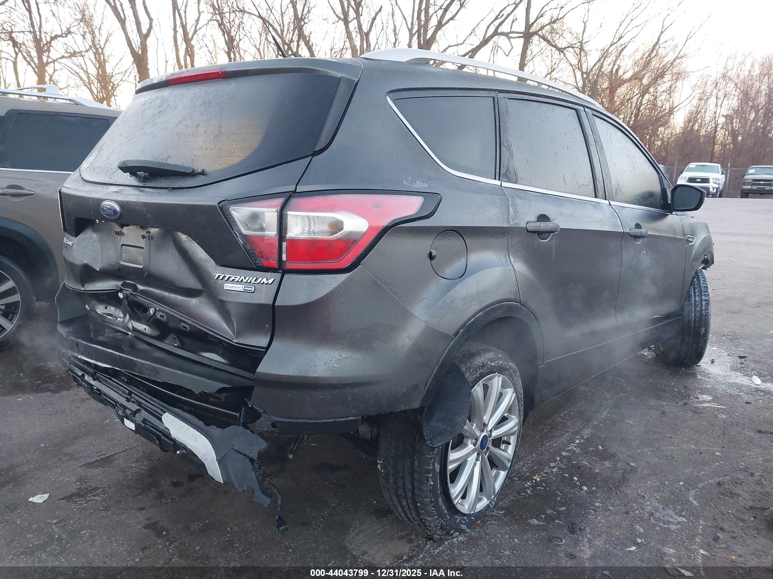 FORD ESCAPE image 4