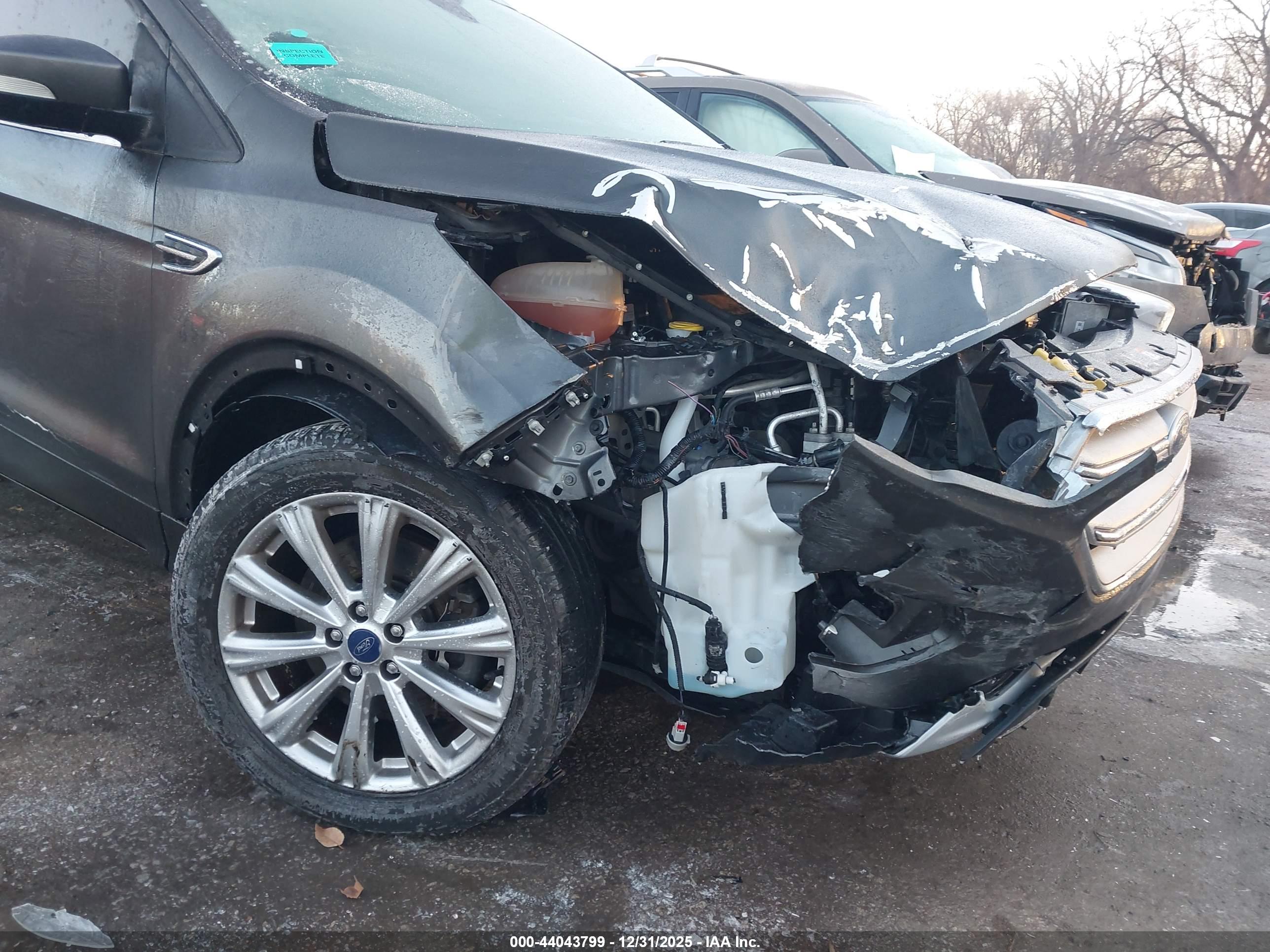 FORD ESCAPE image 6