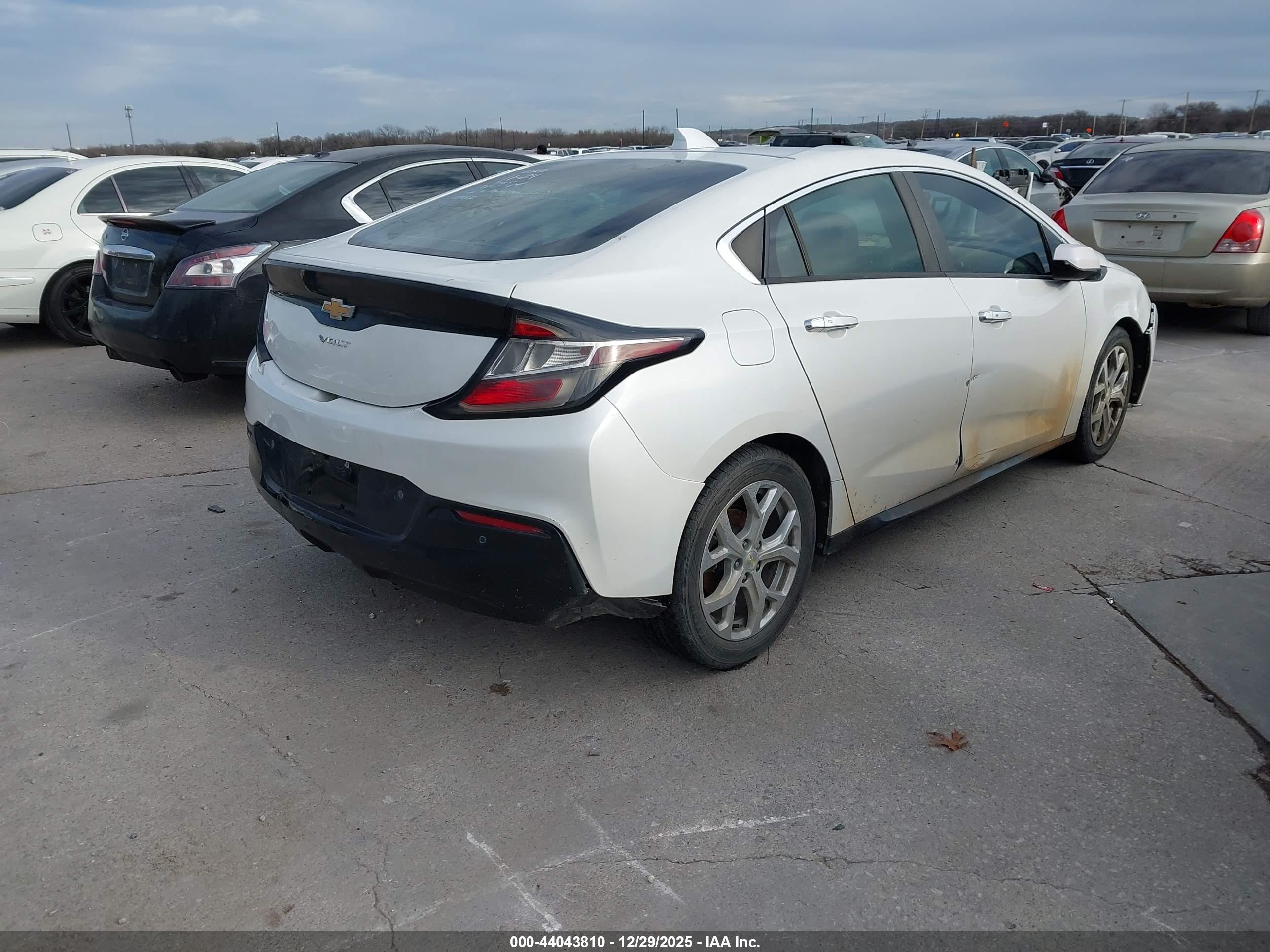 CHEVROLET VOLT image 4