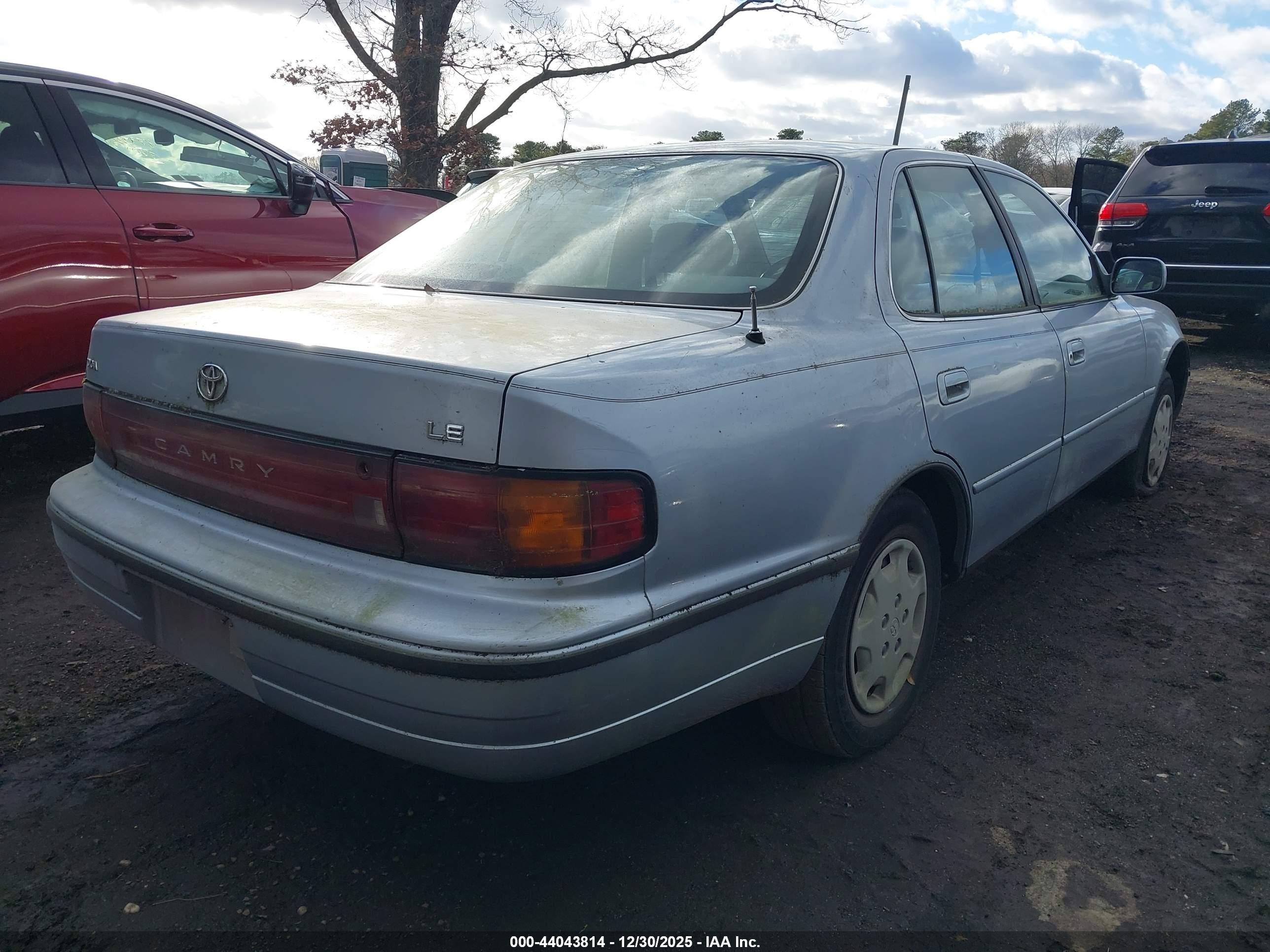 TOYOTA CAMRY image 4