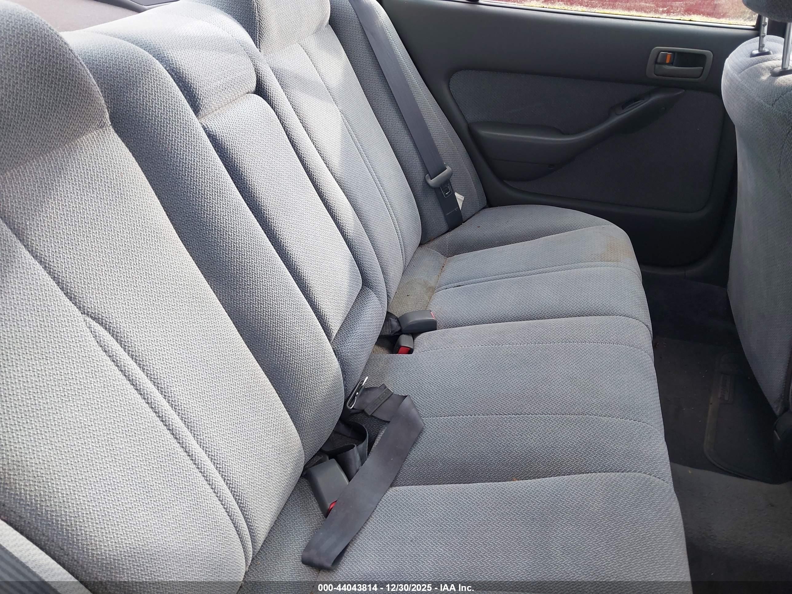 TOYOTA CAMRY image 8