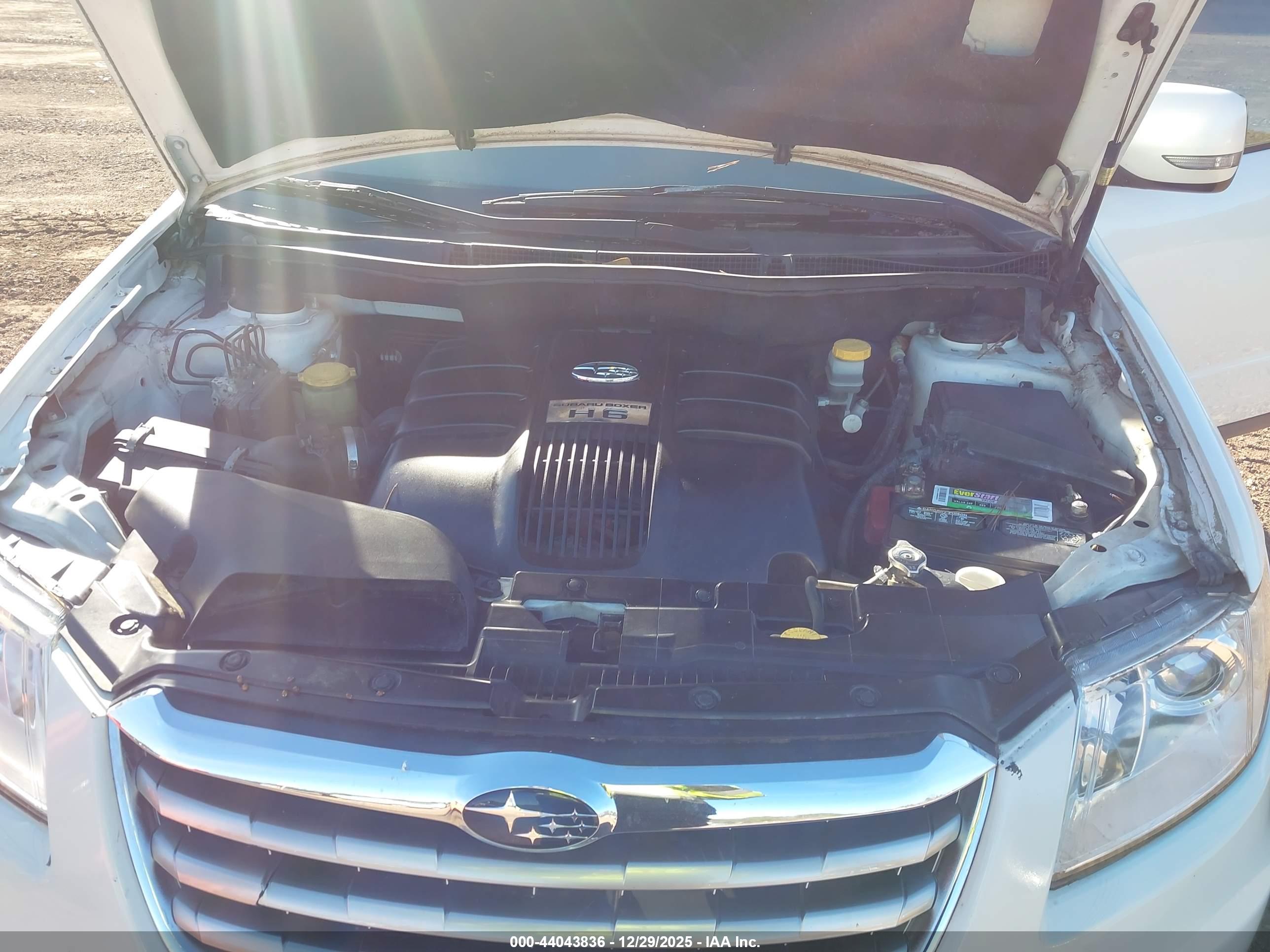SUBARU TRIBECA image 10