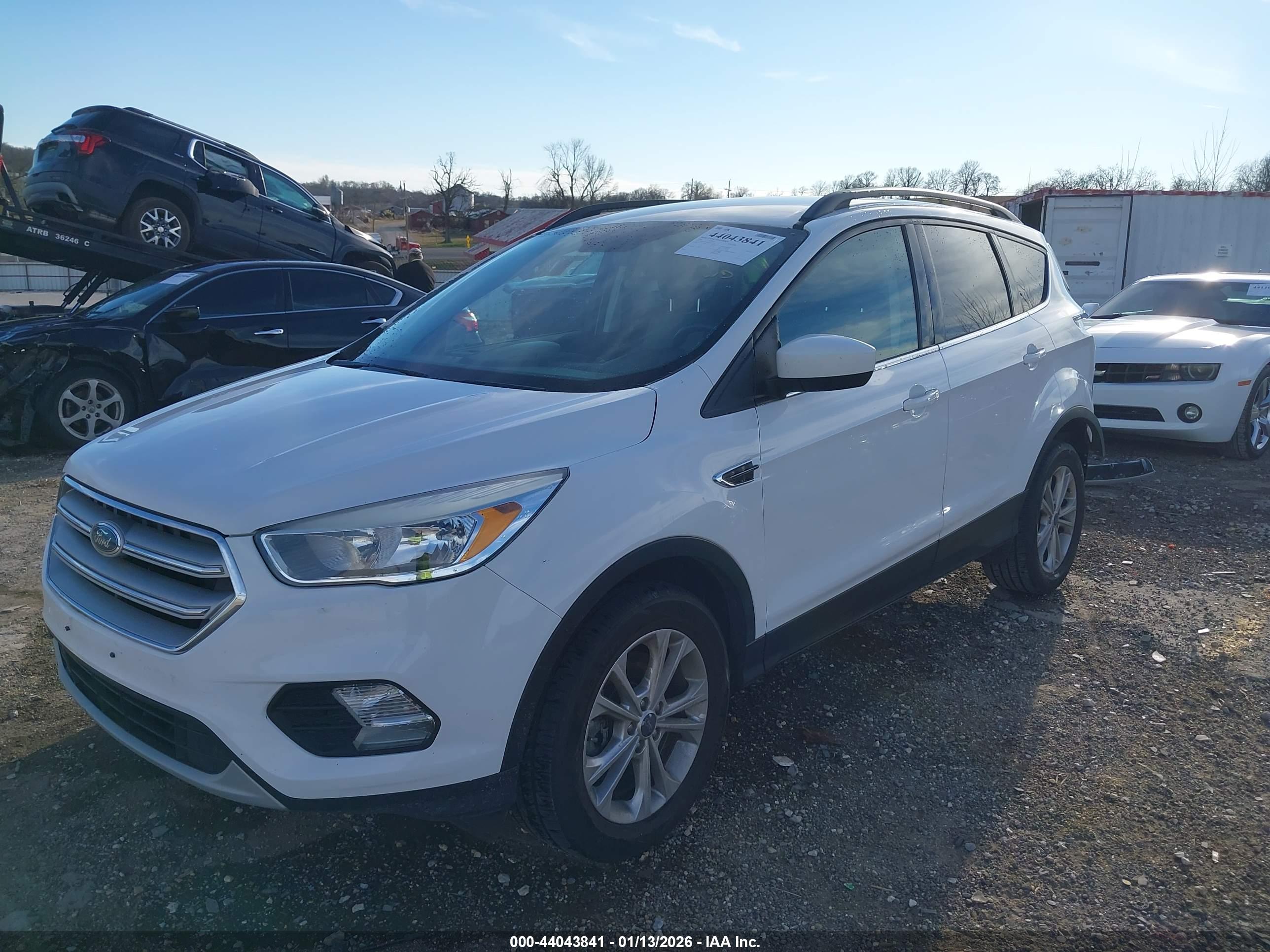 FORD ESCAPE image 2