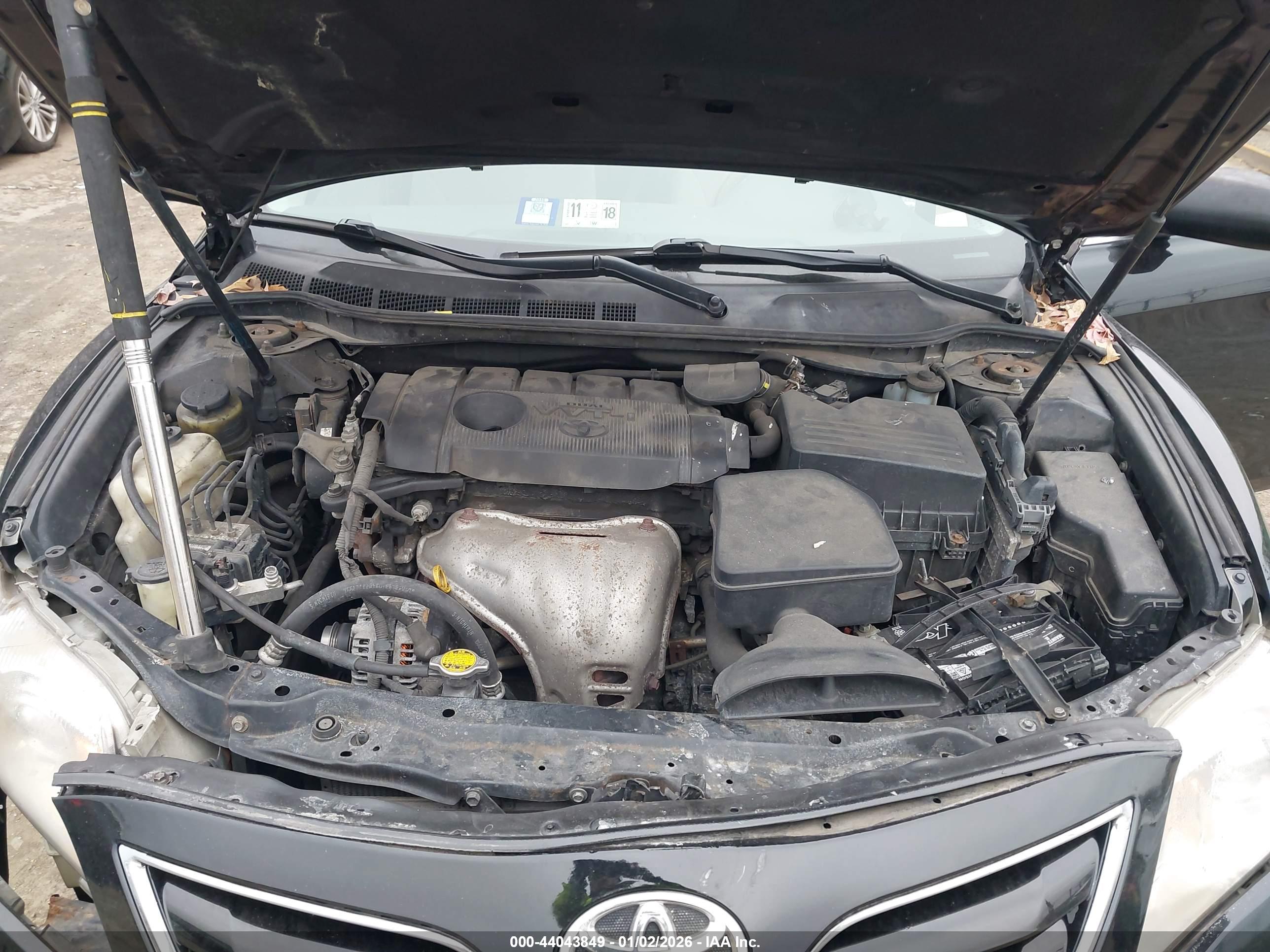 TOYOTA CAMRY image 10