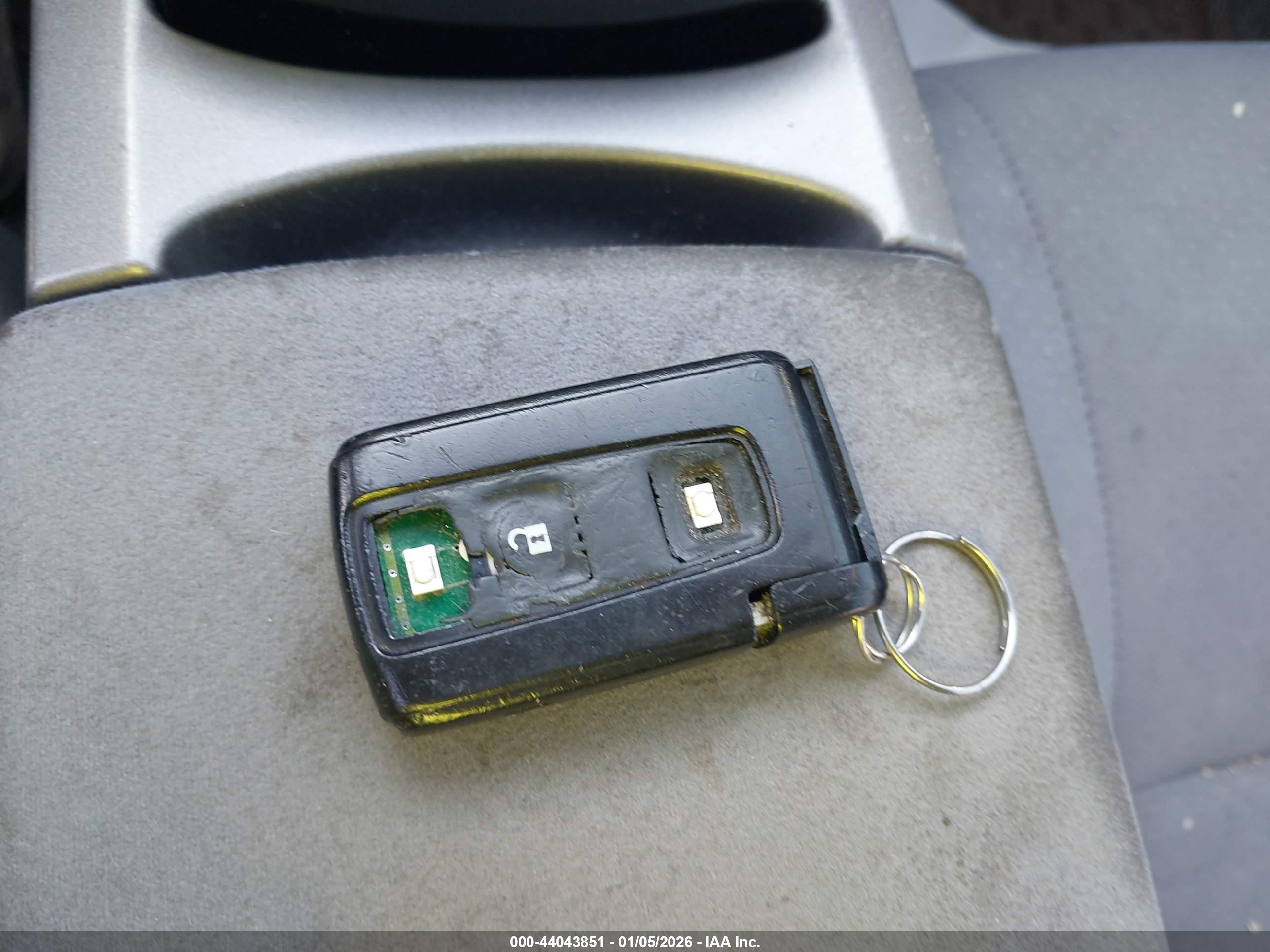 TOYOTA PRIUS image 11