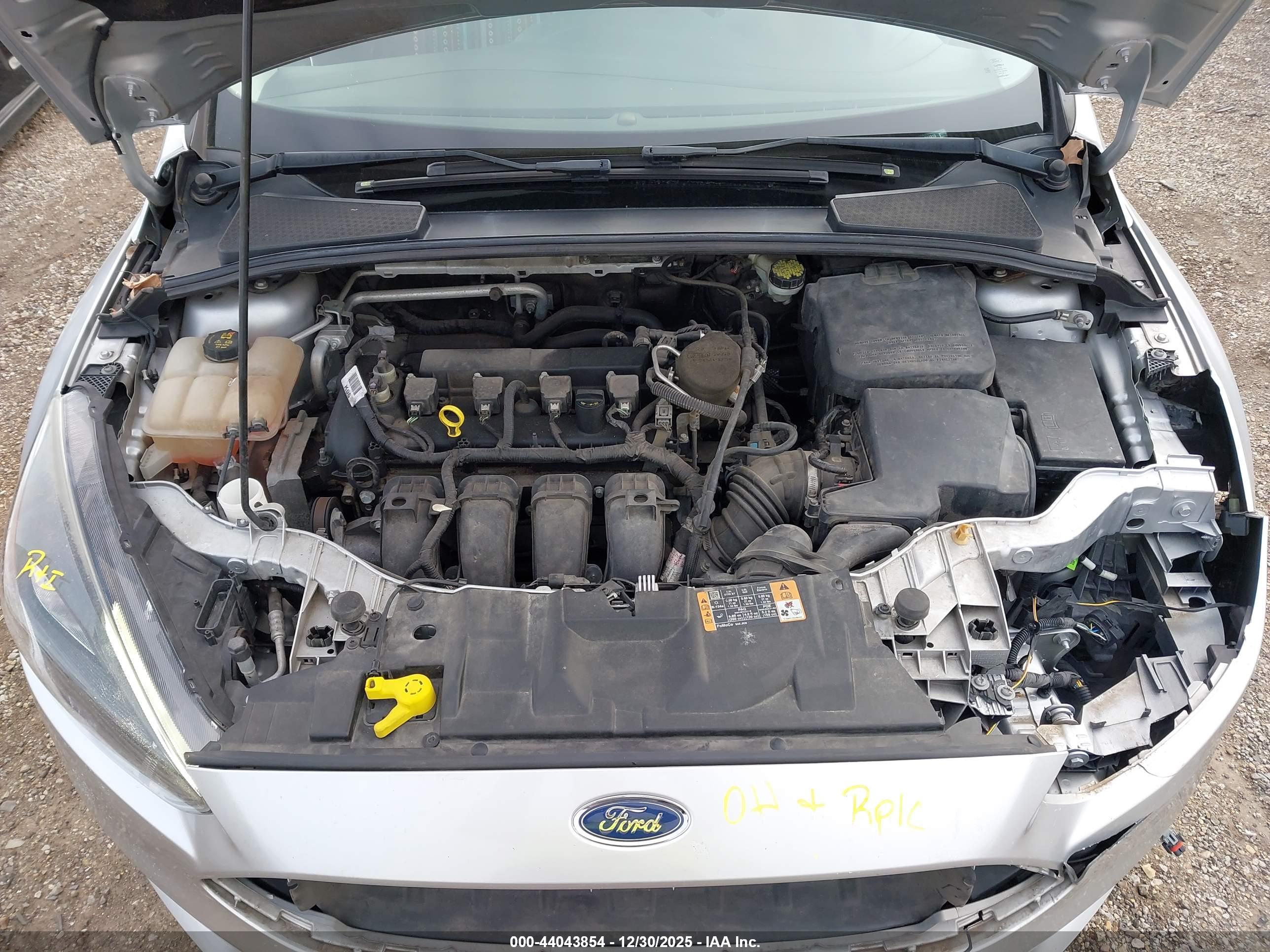FORD FOCUS image 10