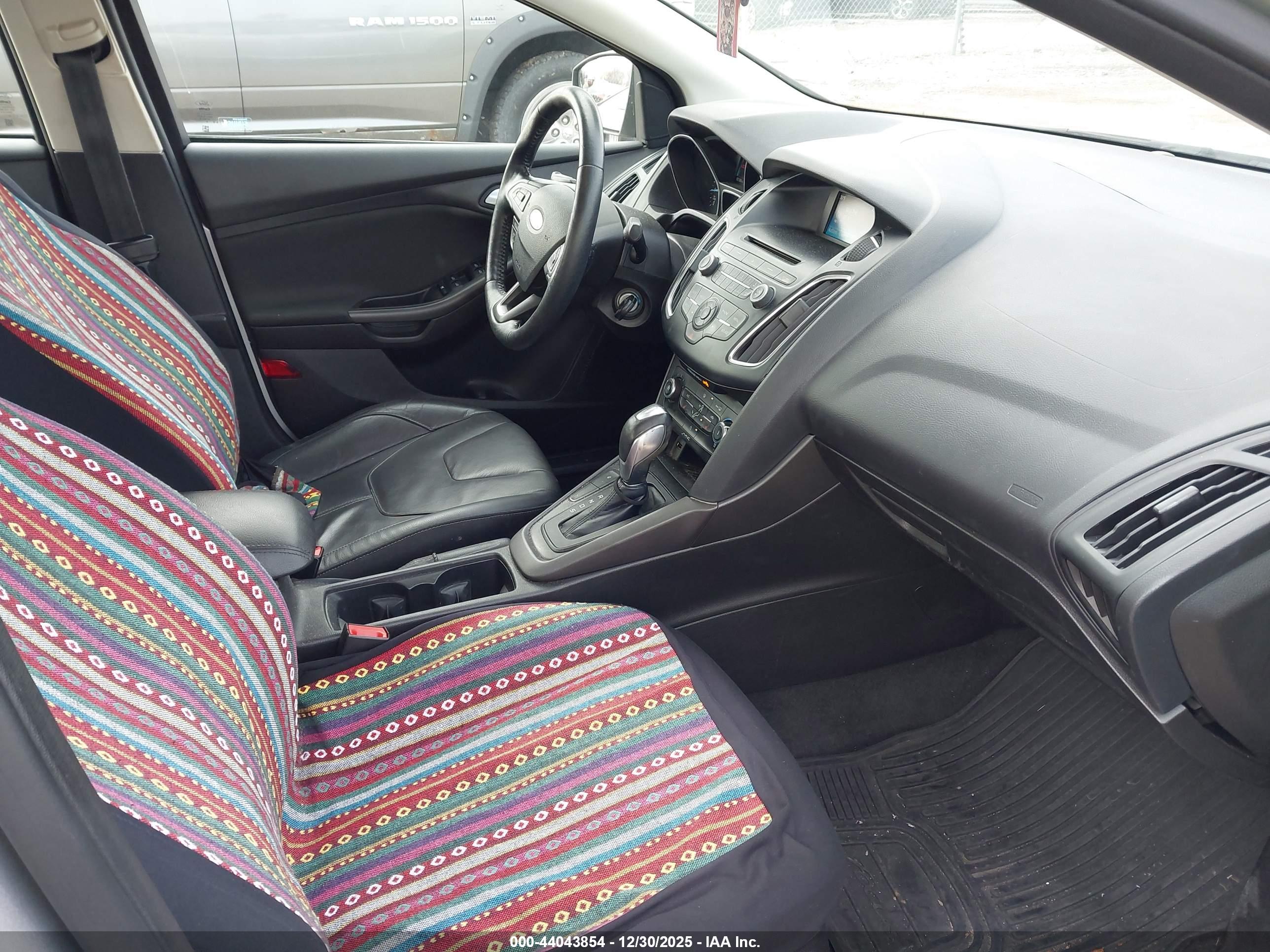 FORD FOCUS image 5