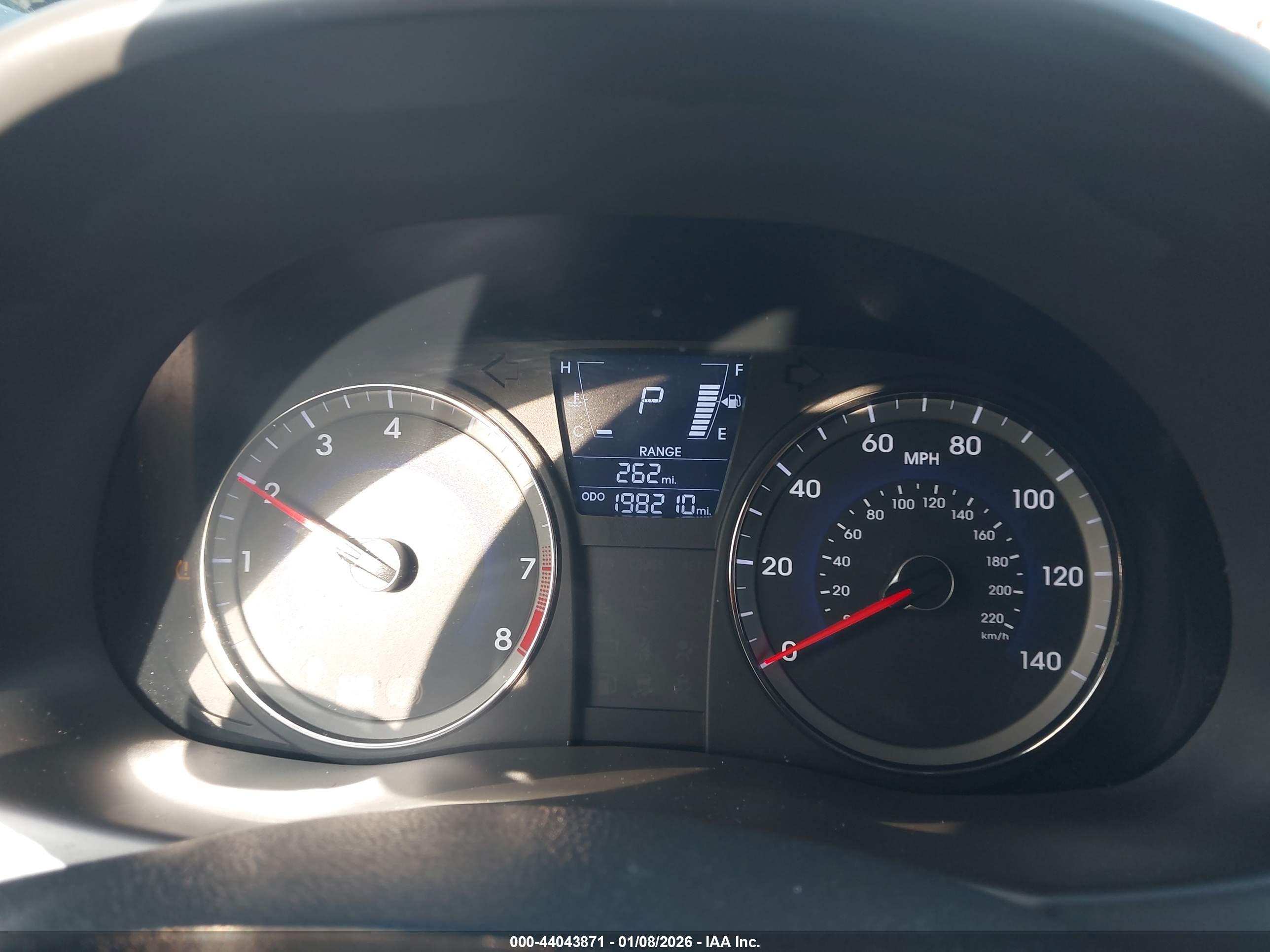 HYUNDAI ACCENT image 7