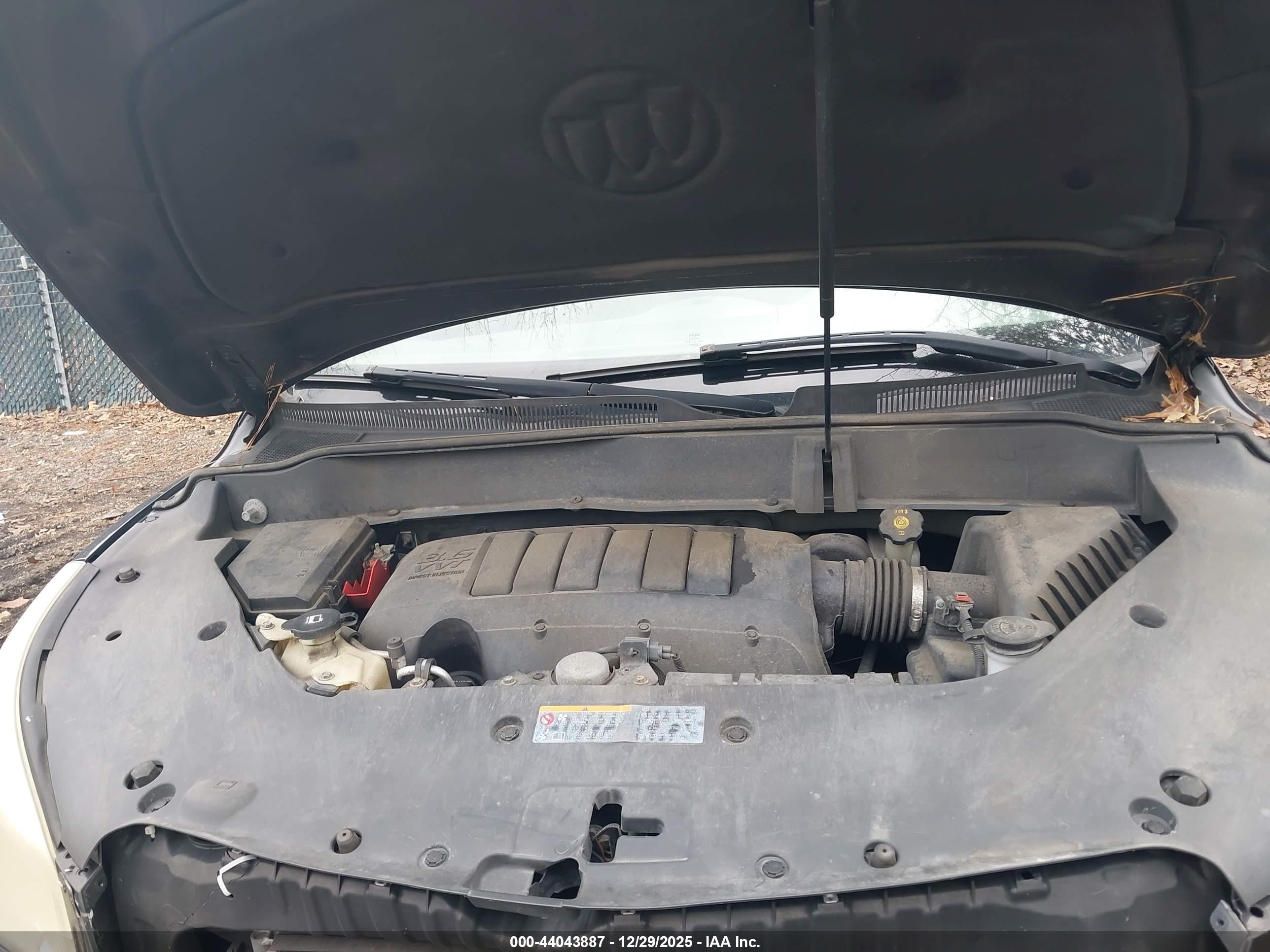 BUICK ENCLAVE image 10