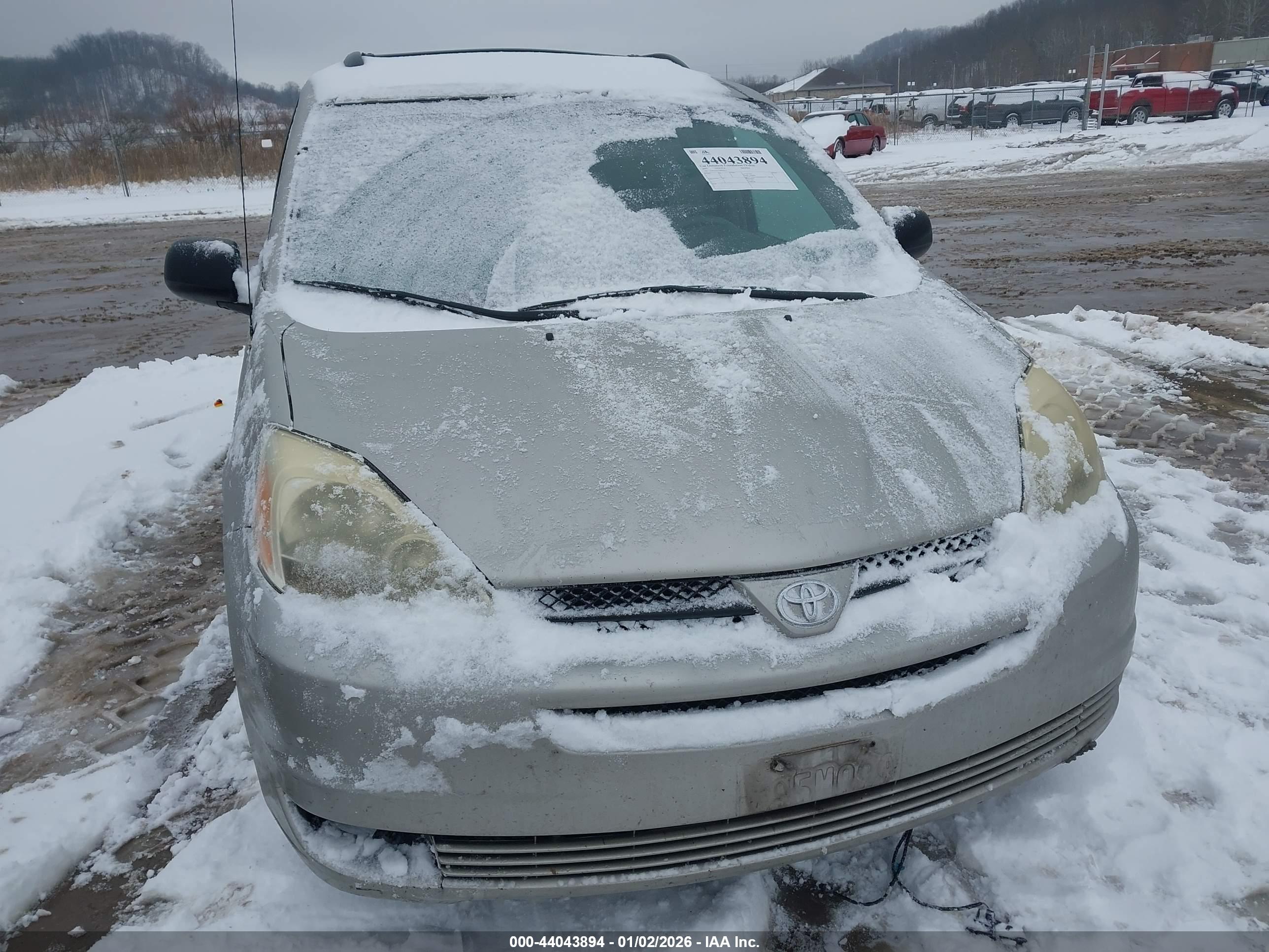 TOYOTA SIENNA image 6