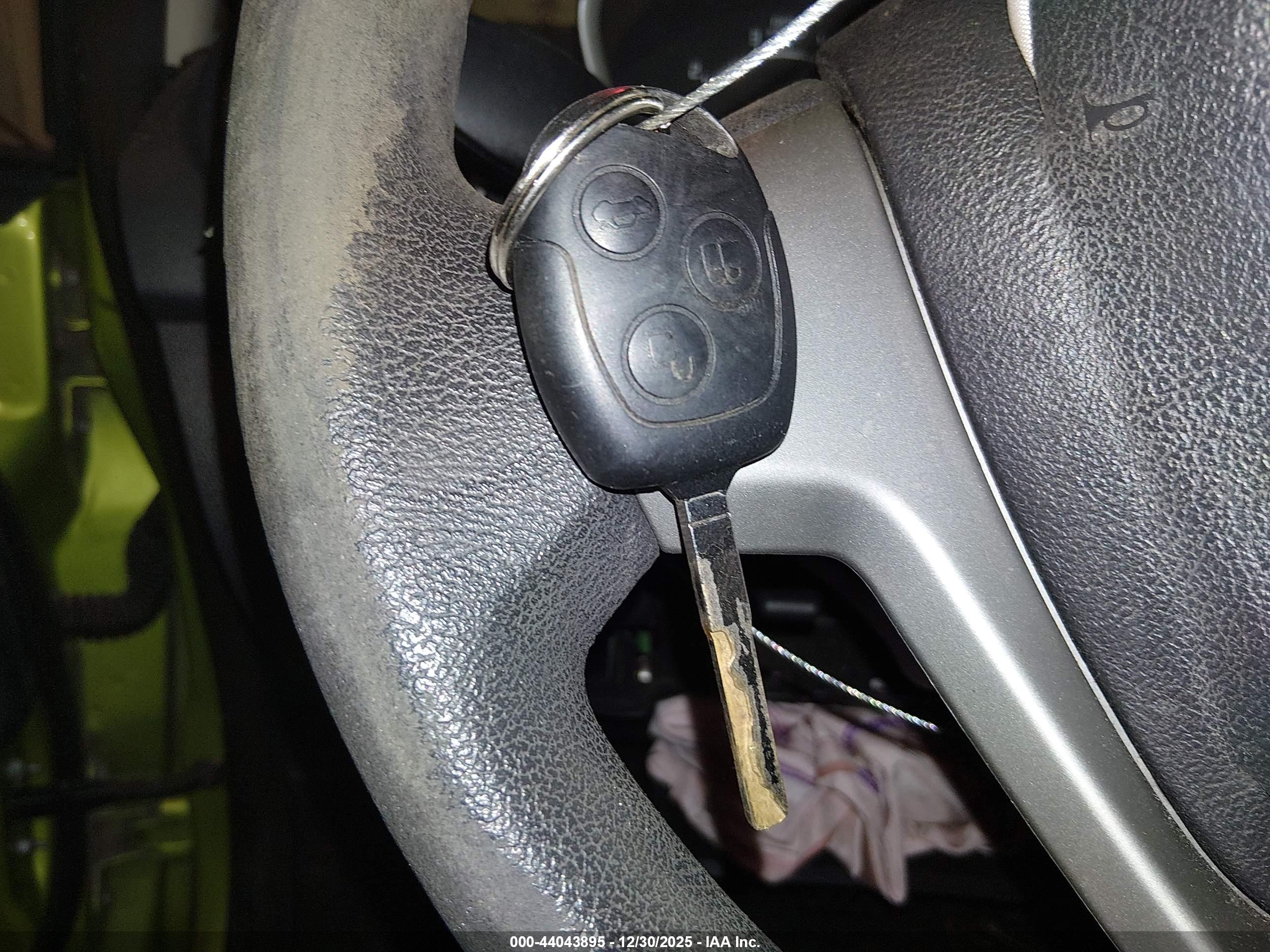 FORD FIESTA image 11