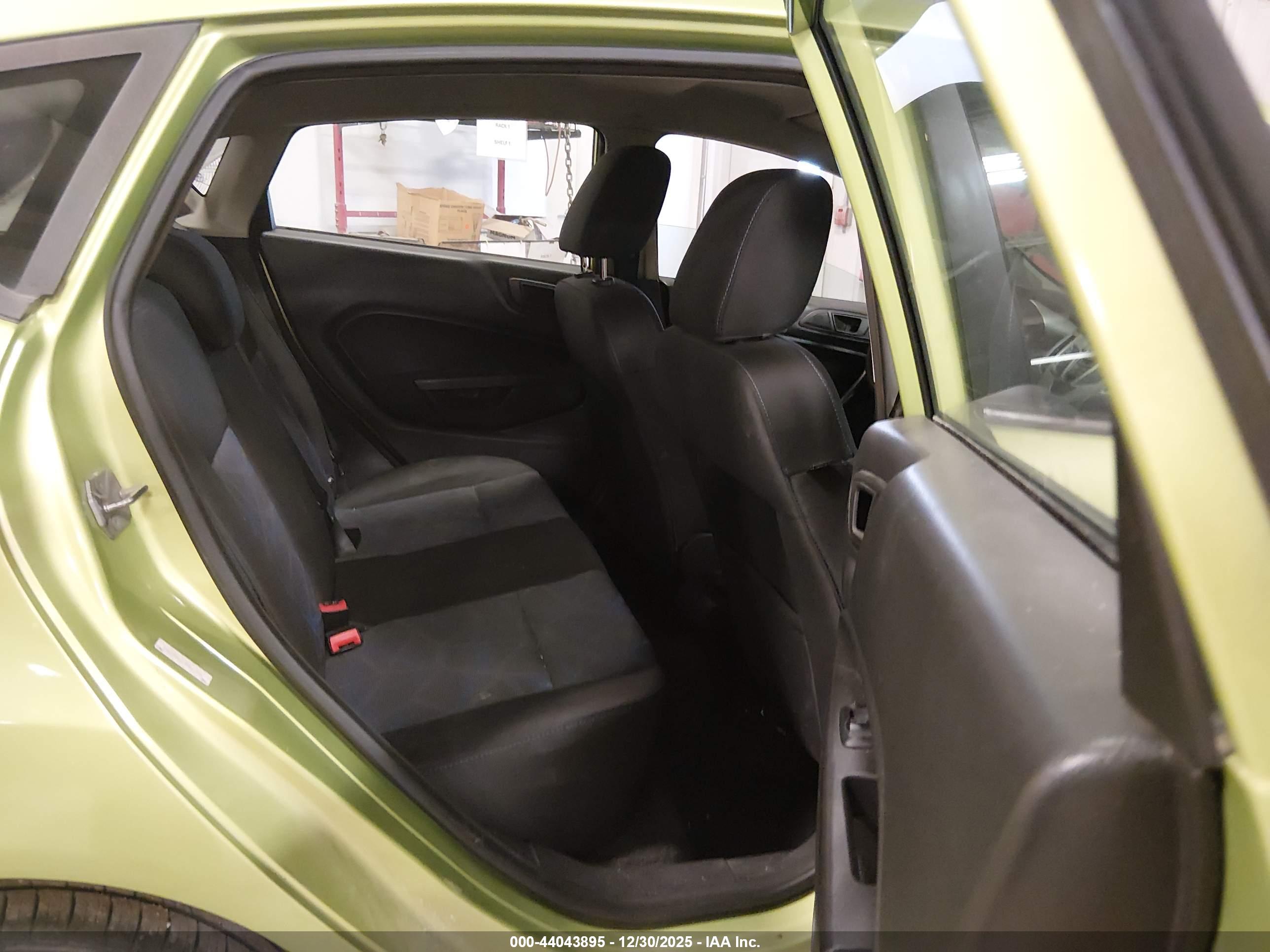 FORD FIESTA image 8
