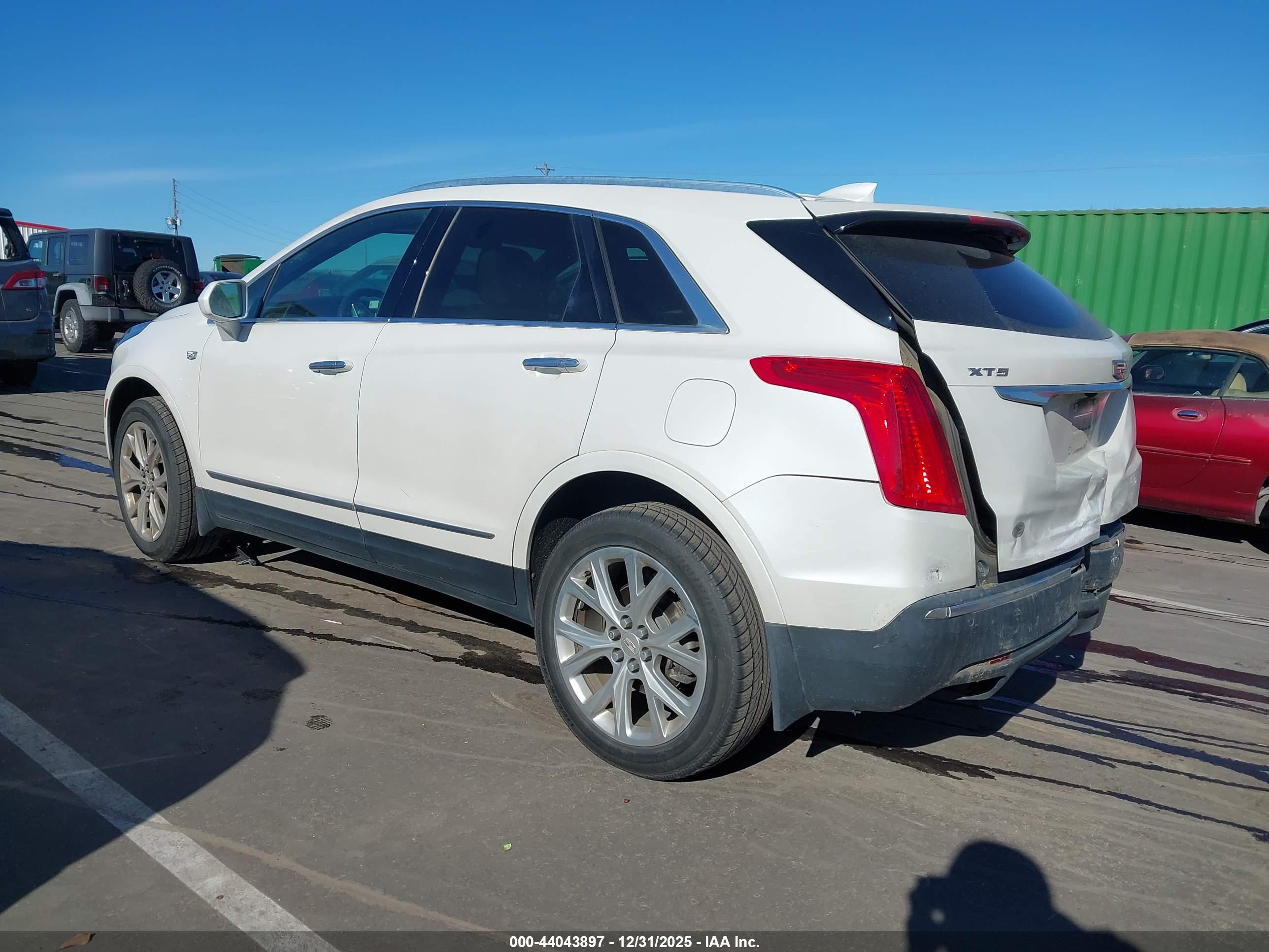 CADILLAC XT5 image 3