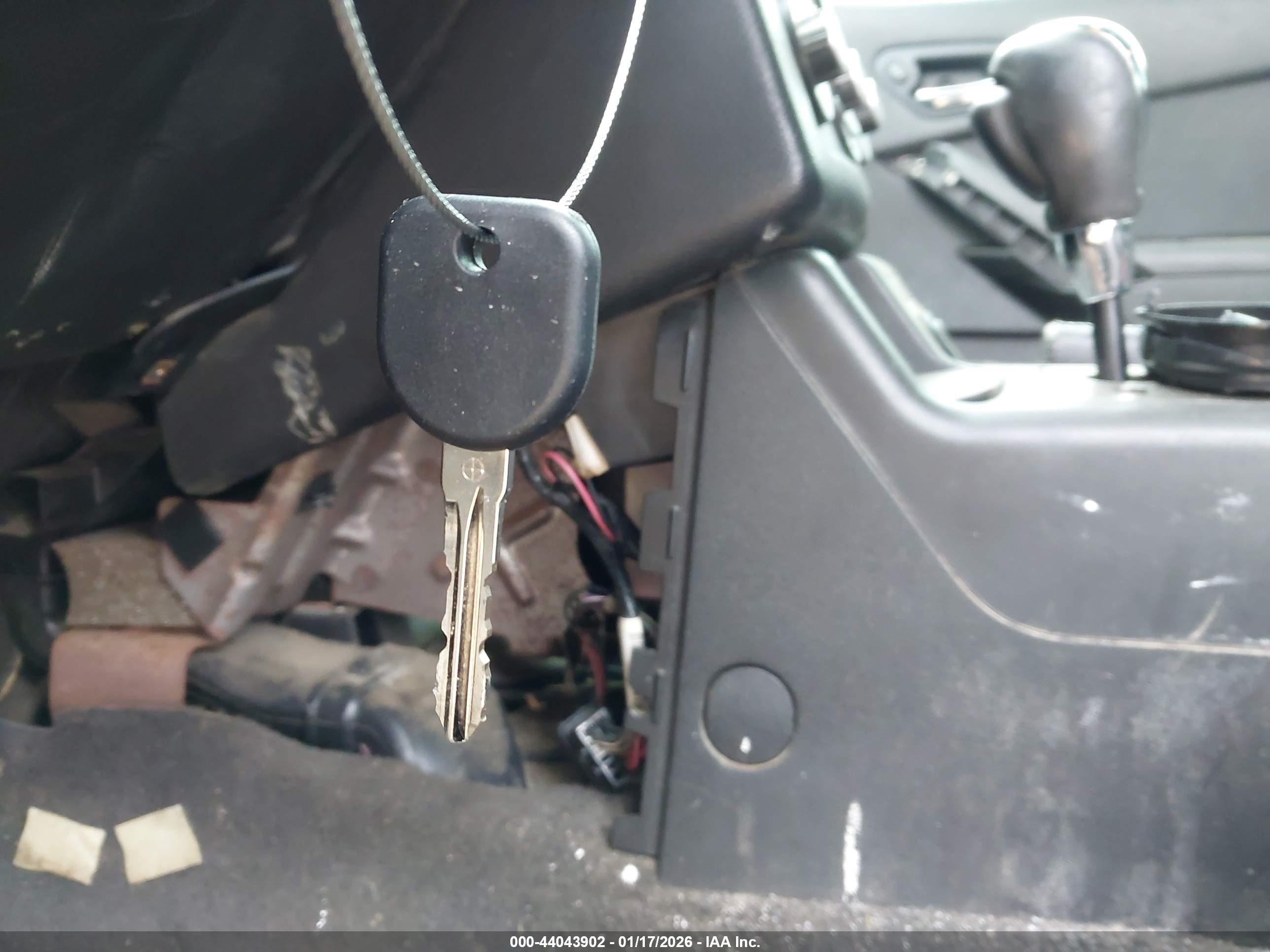 PONTIAC G6 image 11
