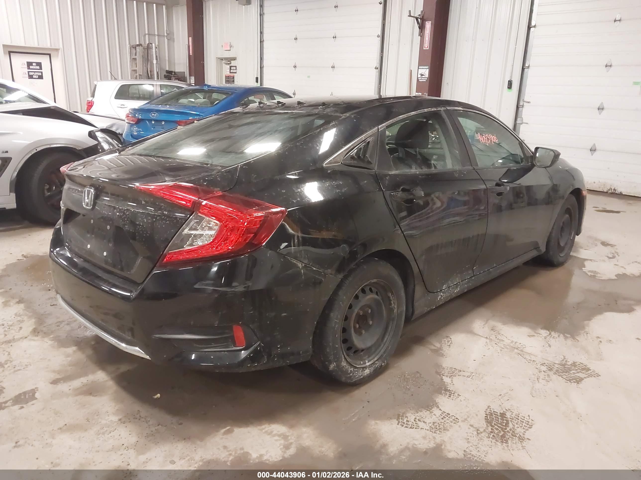 HONDA CIVIC image 4
