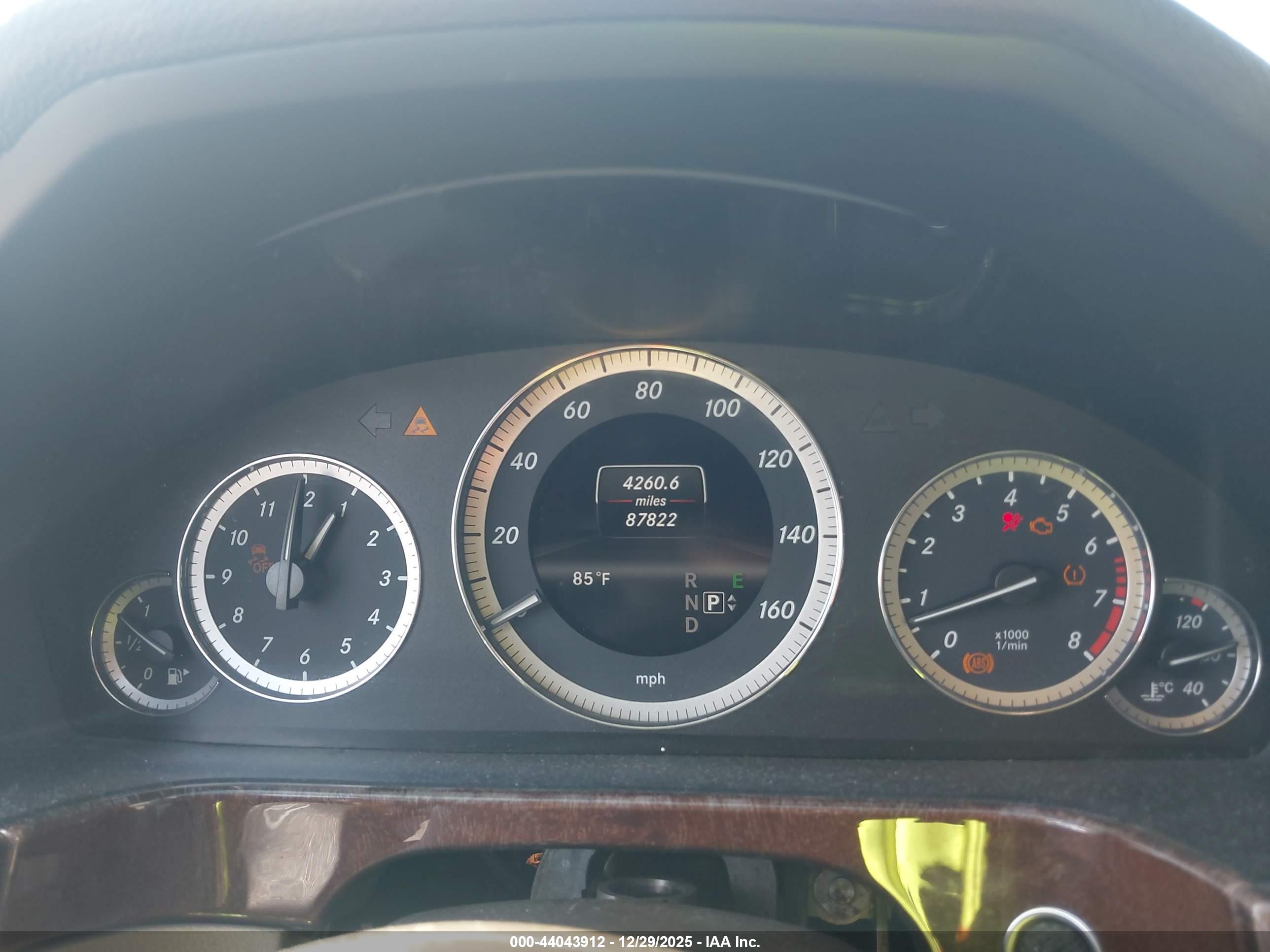 MERCEDES-BENZ E image 7