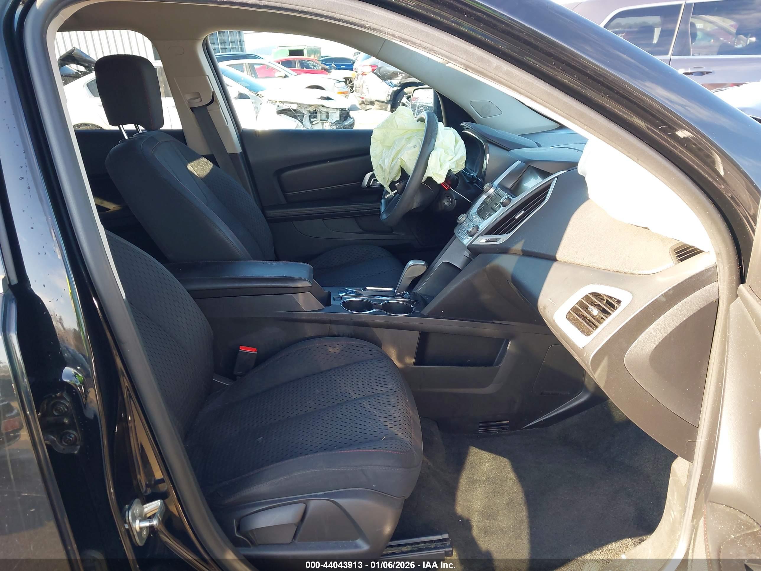 GMC TERRAIN image 5