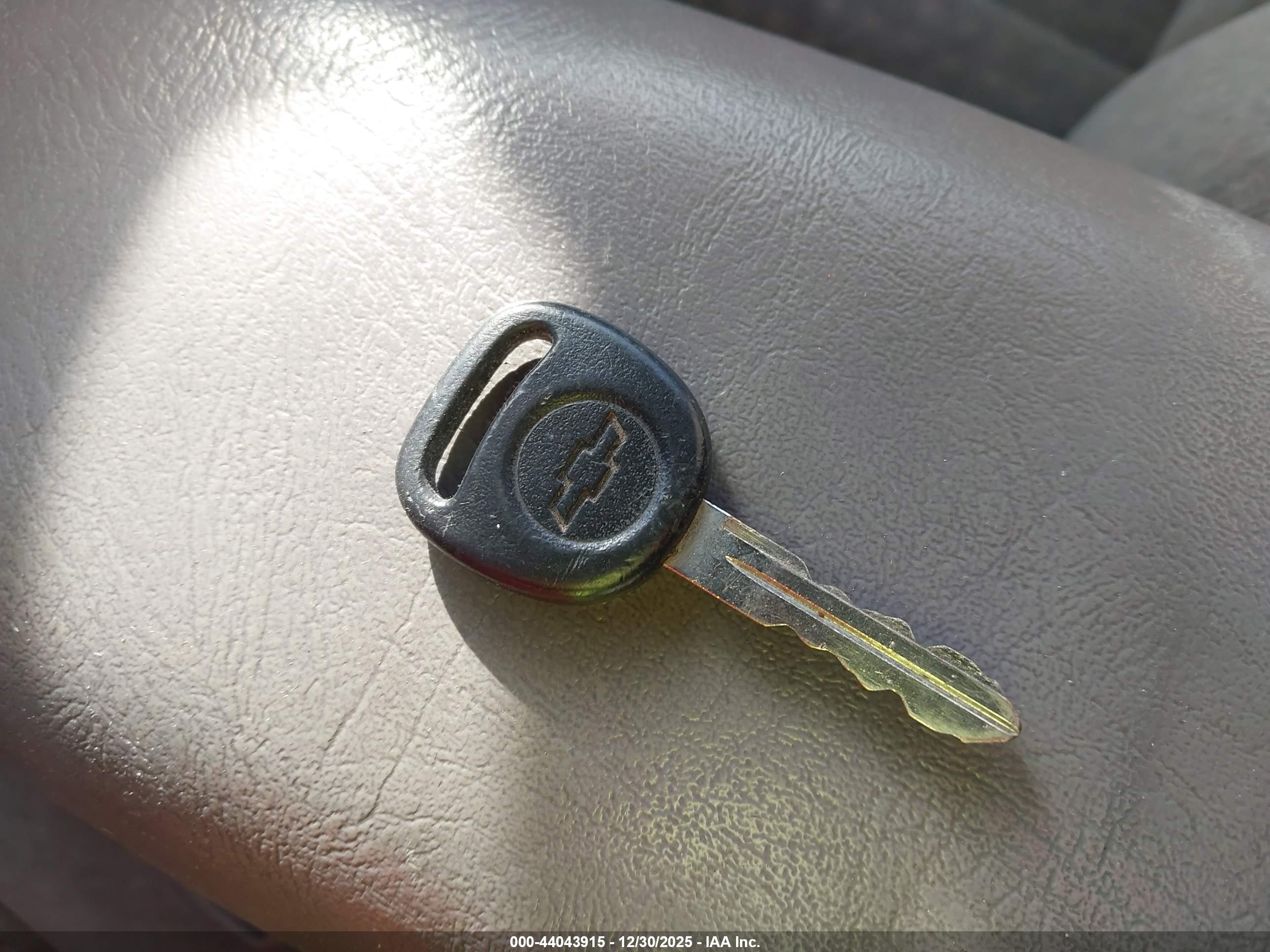CHEVROLET S10 image 11