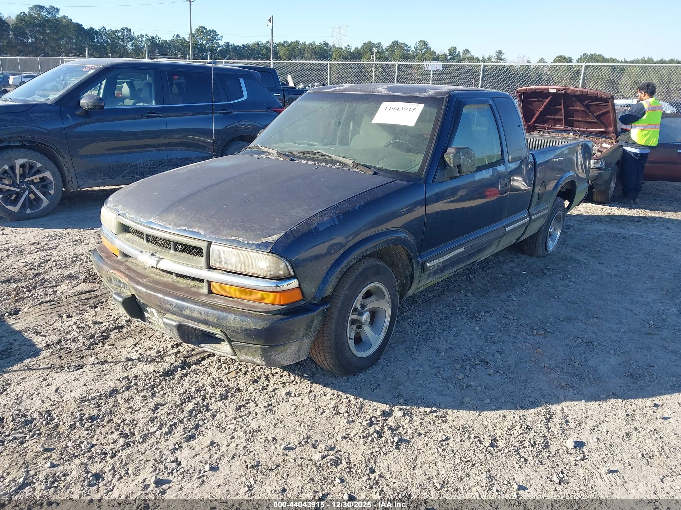 CHEVROLET S10 image 2