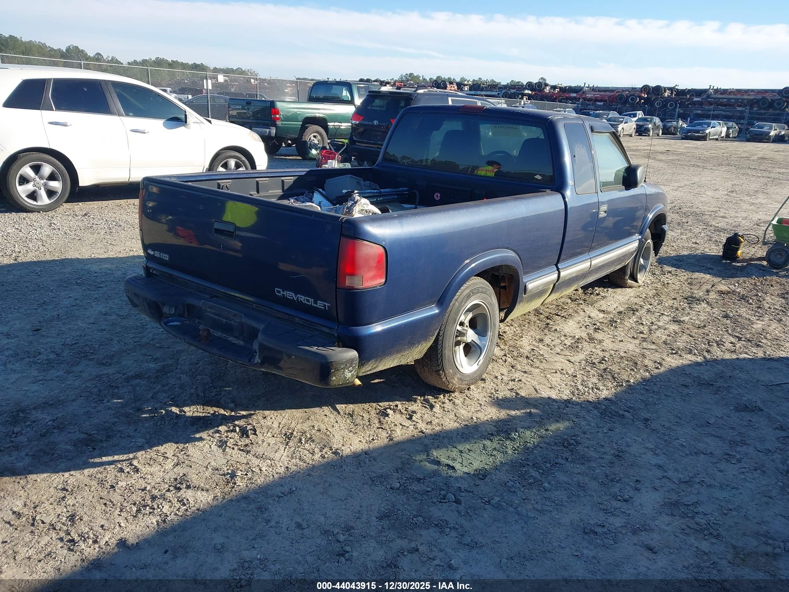 CHEVROLET S10 image 4