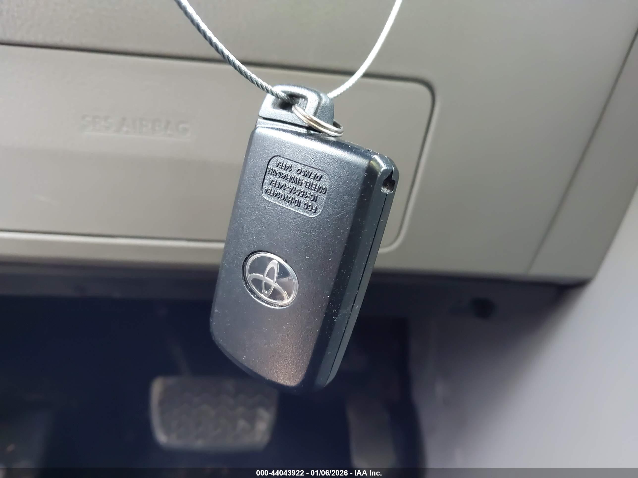 TOYOTA HIGHLANDER image 11