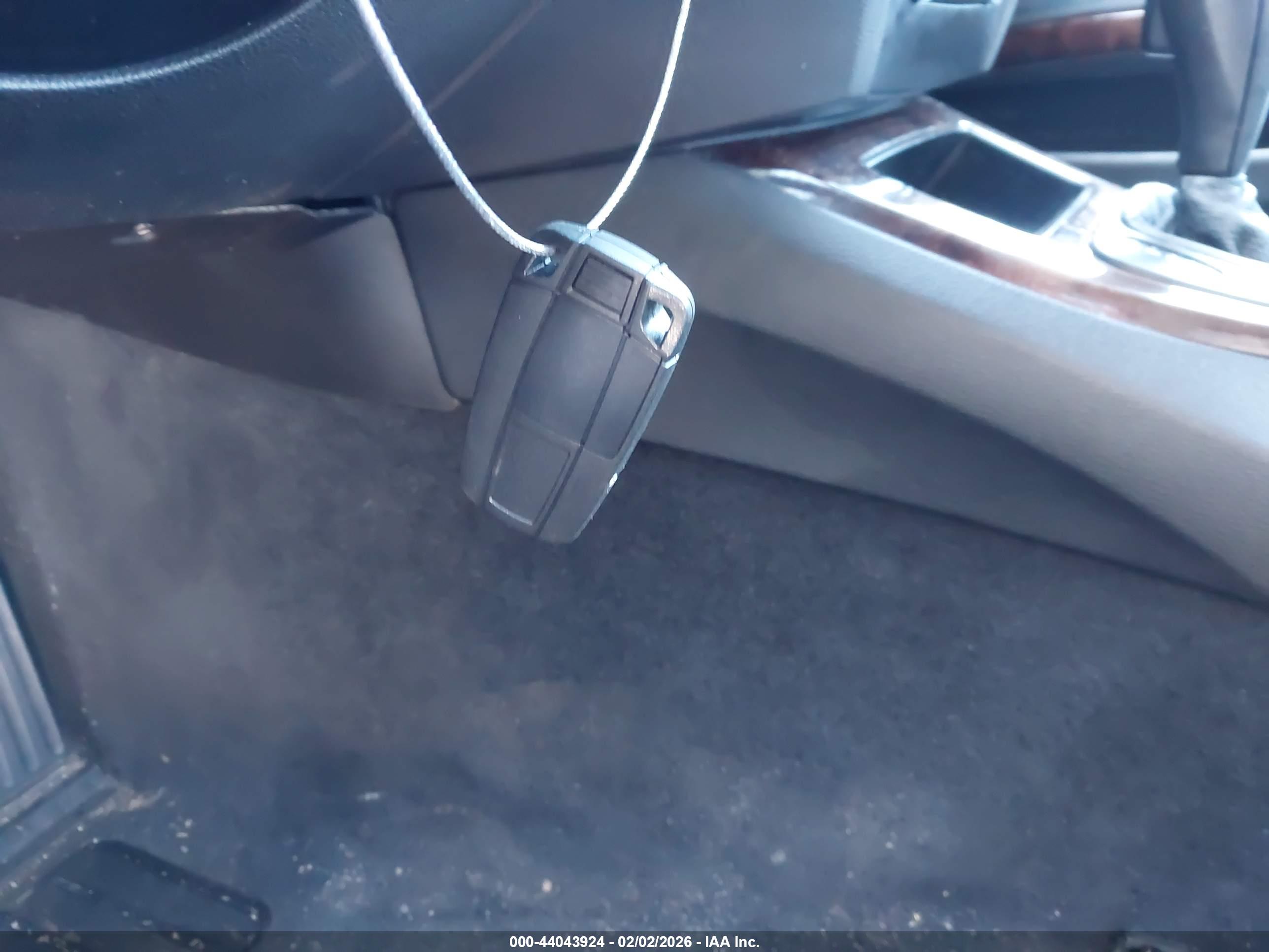BMW 328I image 11