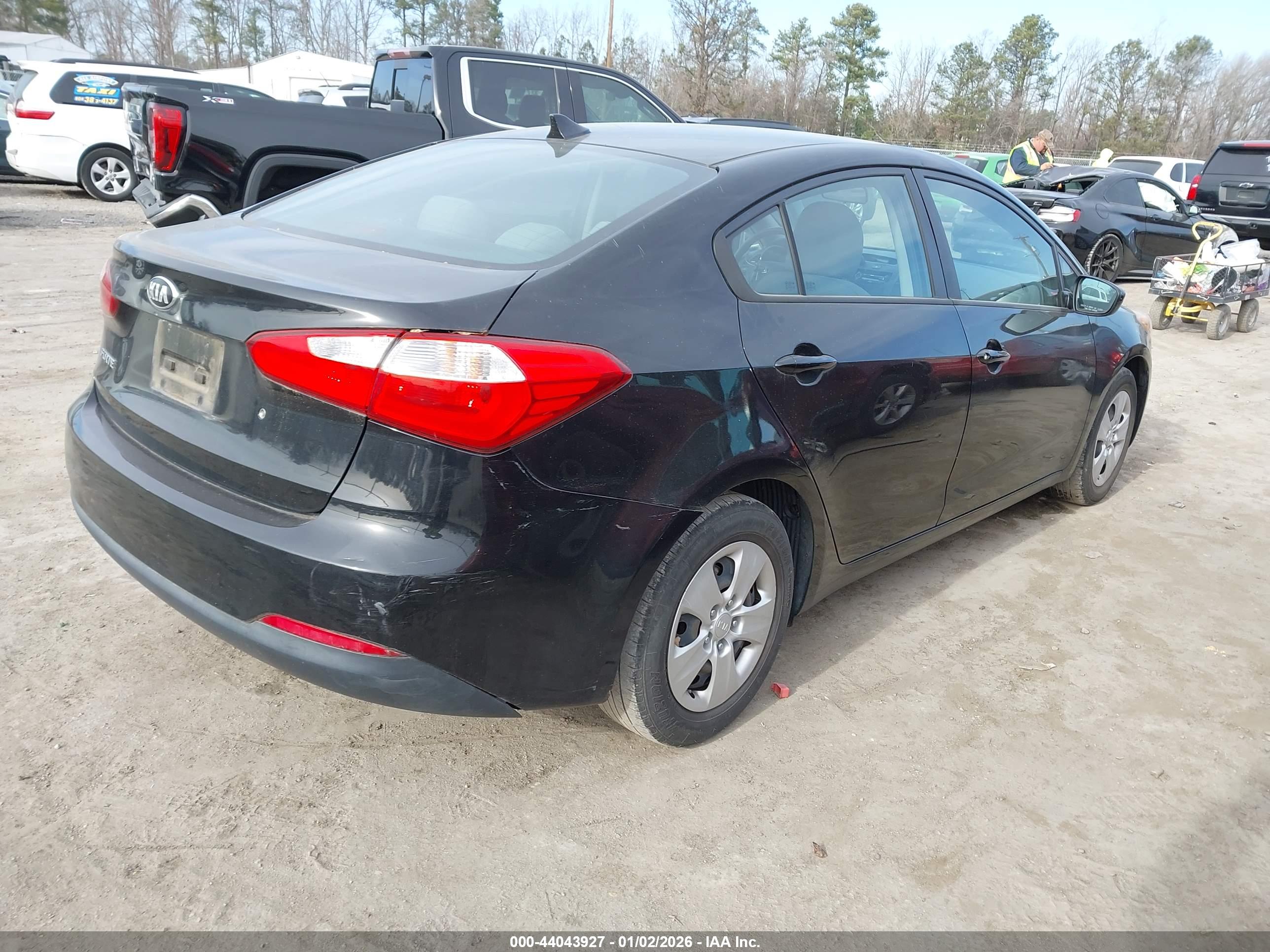 KIA FORTE image 4