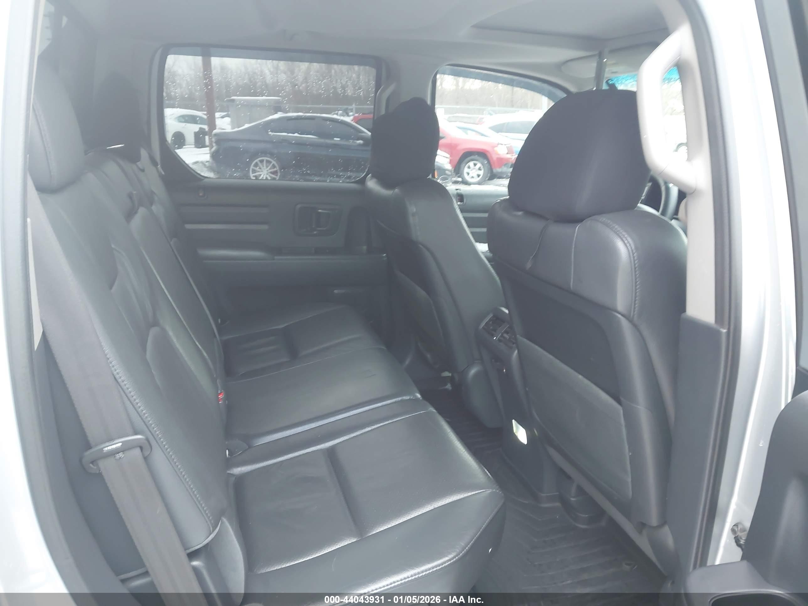 HONDA RIDGELINE image 8