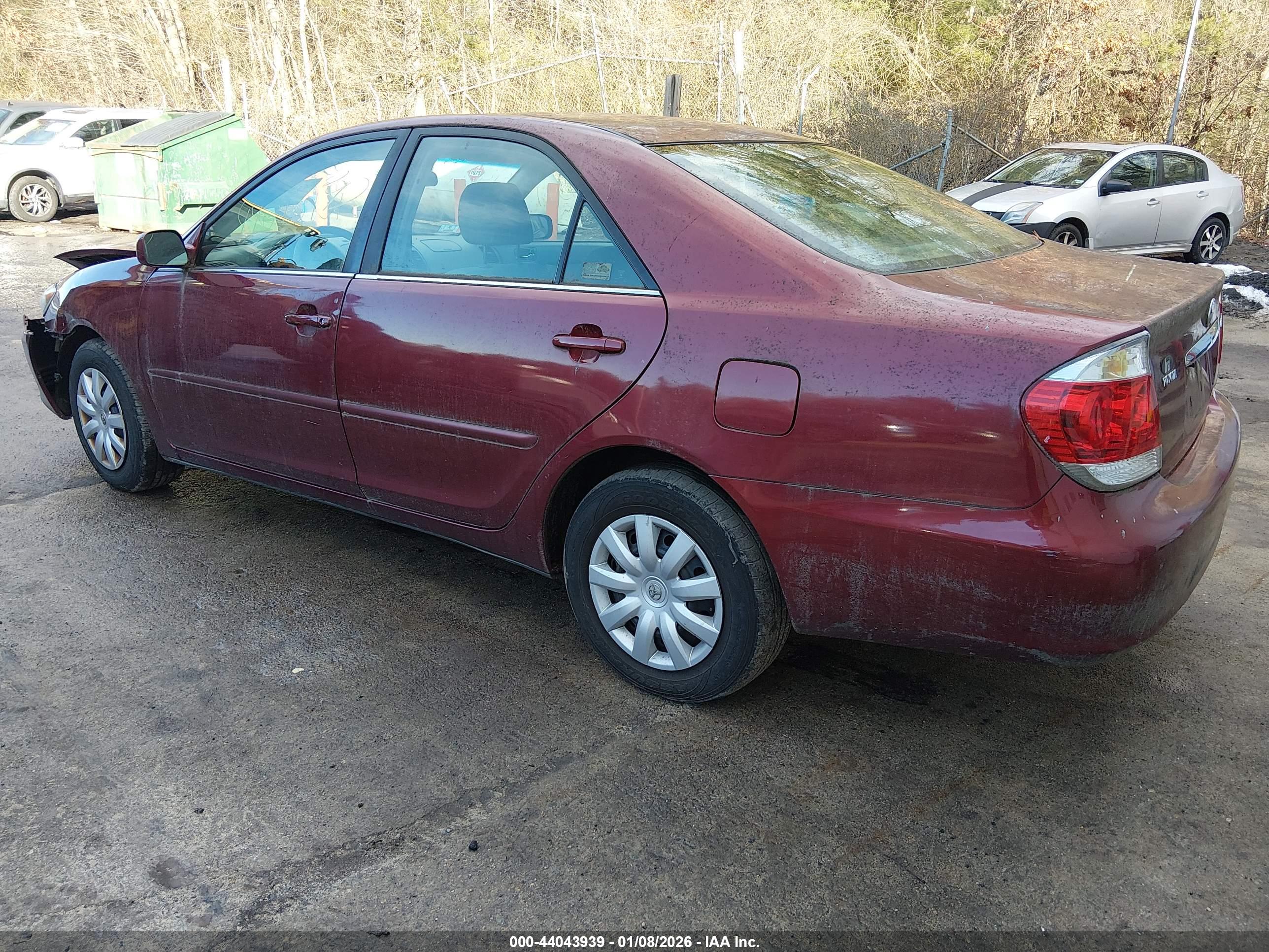 TOYOTA CAMRY image 3