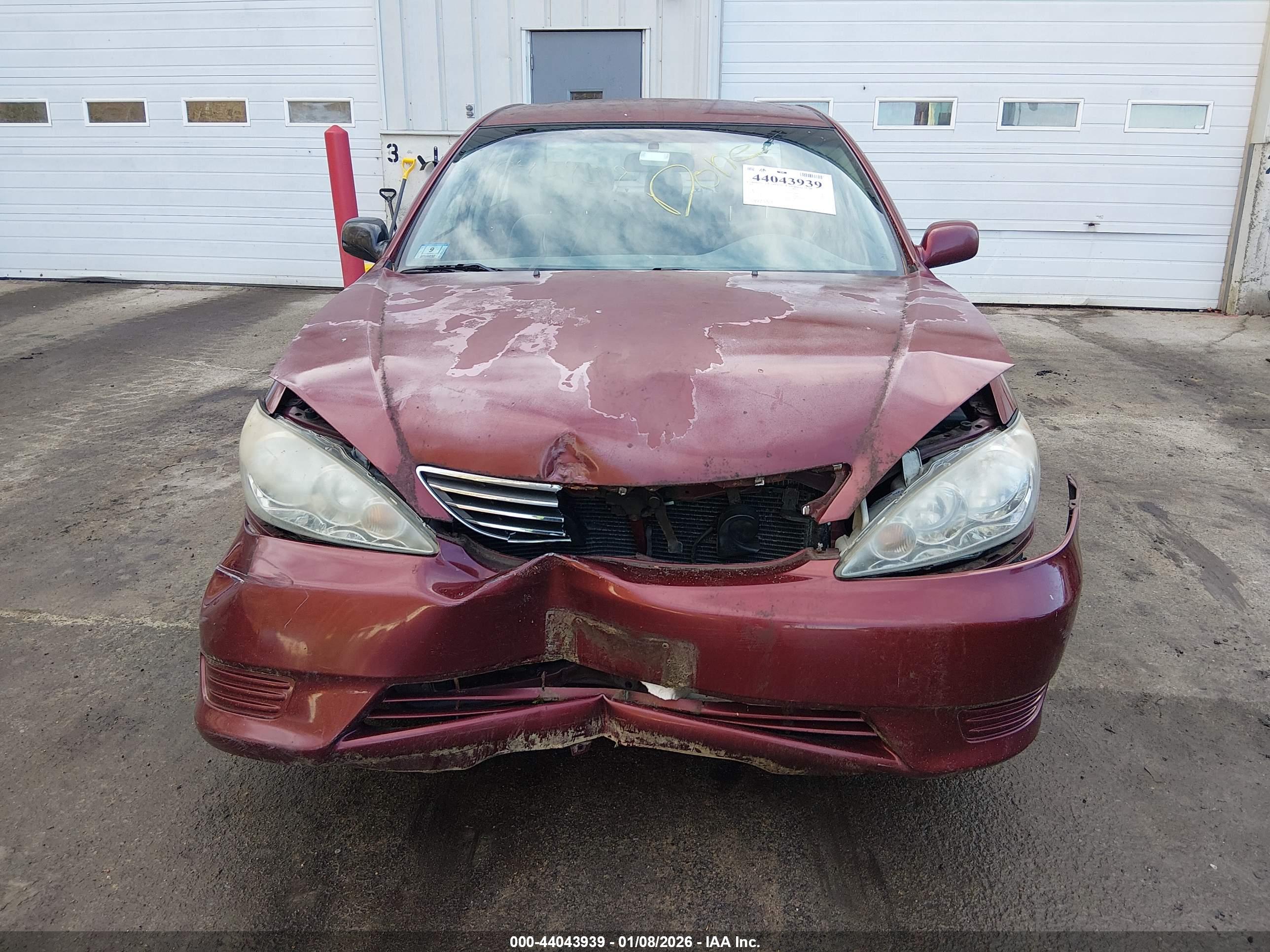 TOYOTA CAMRY image 6
