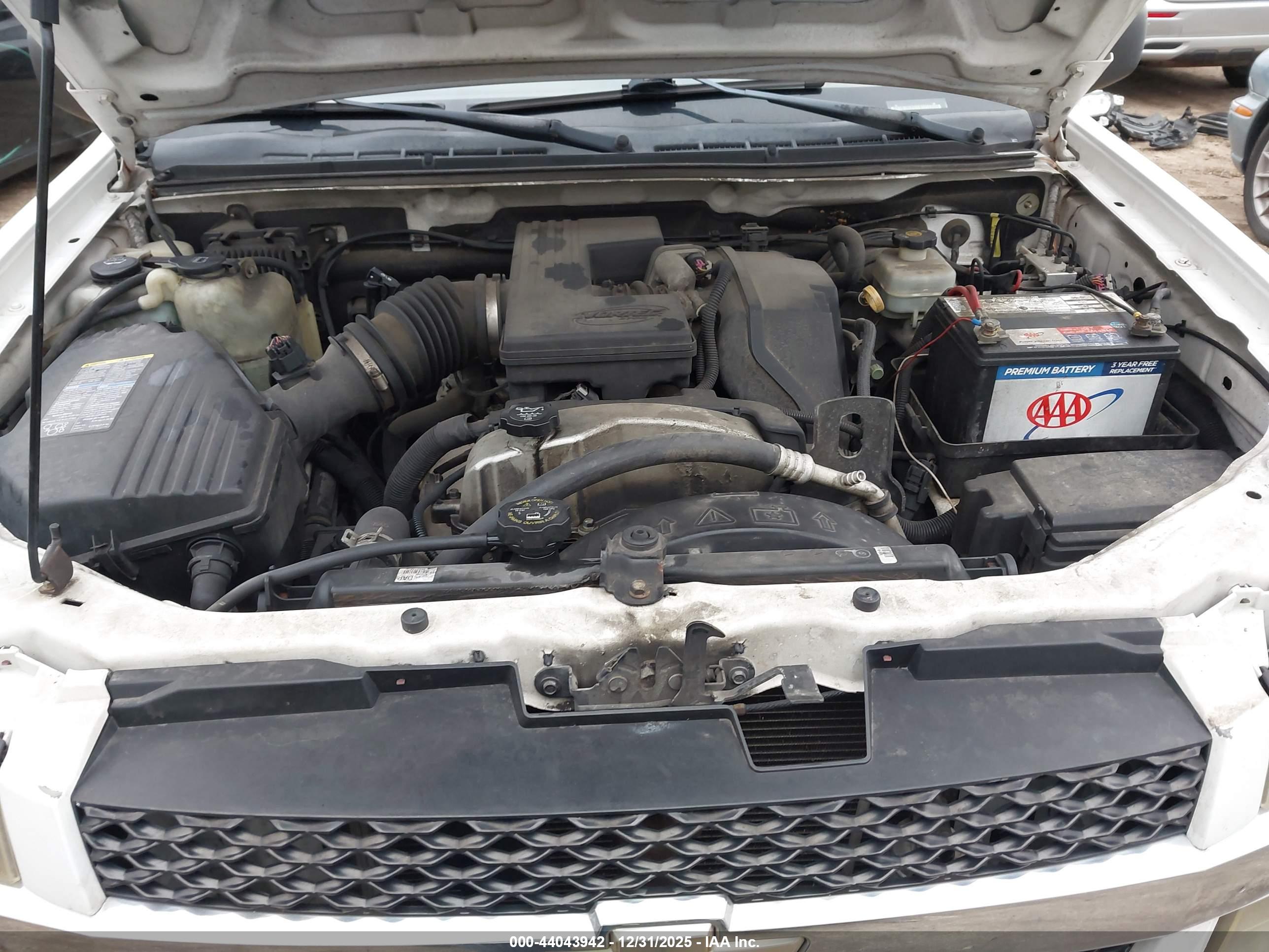 CHEVROLET COLORADO image 10