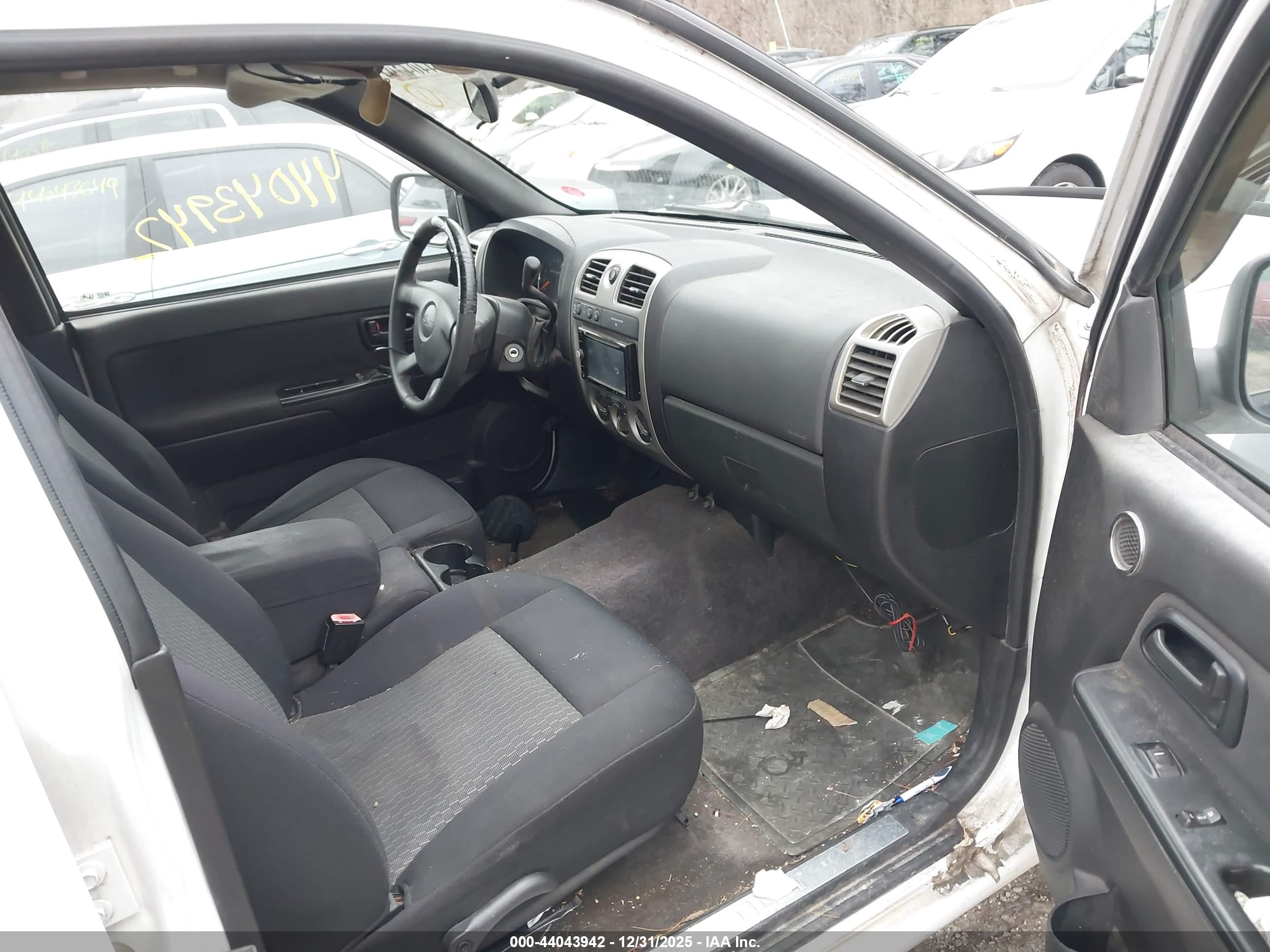 CHEVROLET COLORADO image 5