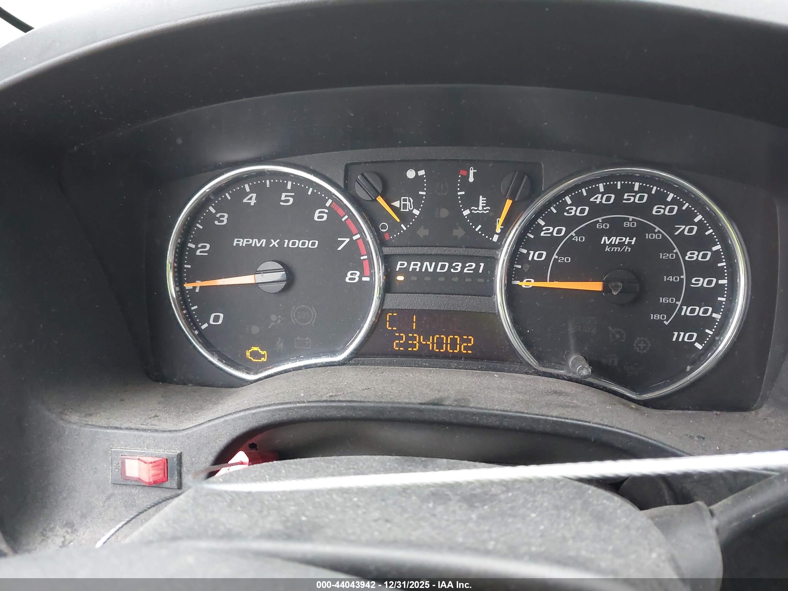 CHEVROLET COLORADO image 7