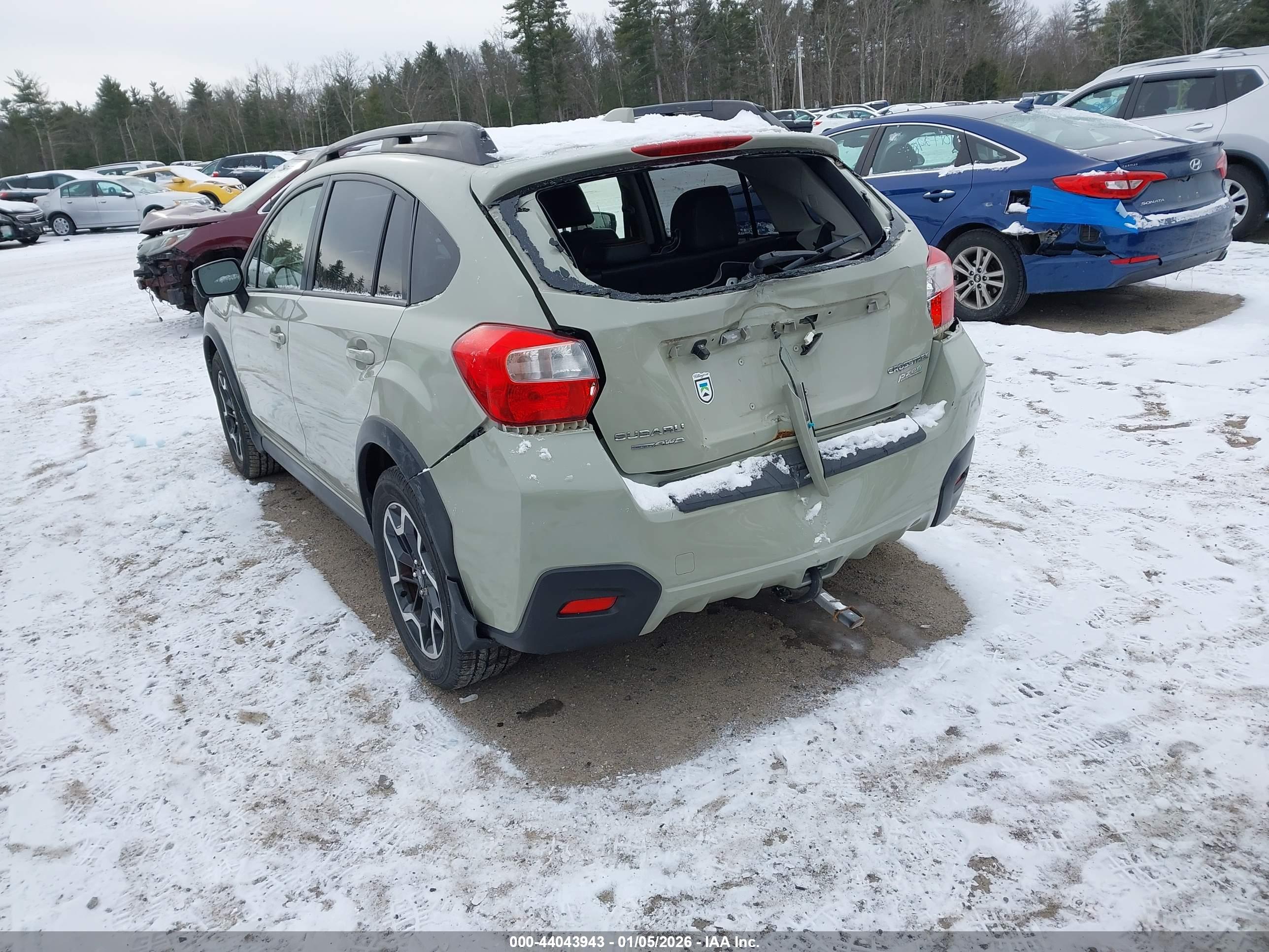 SUBARU CROSSTREK image 3