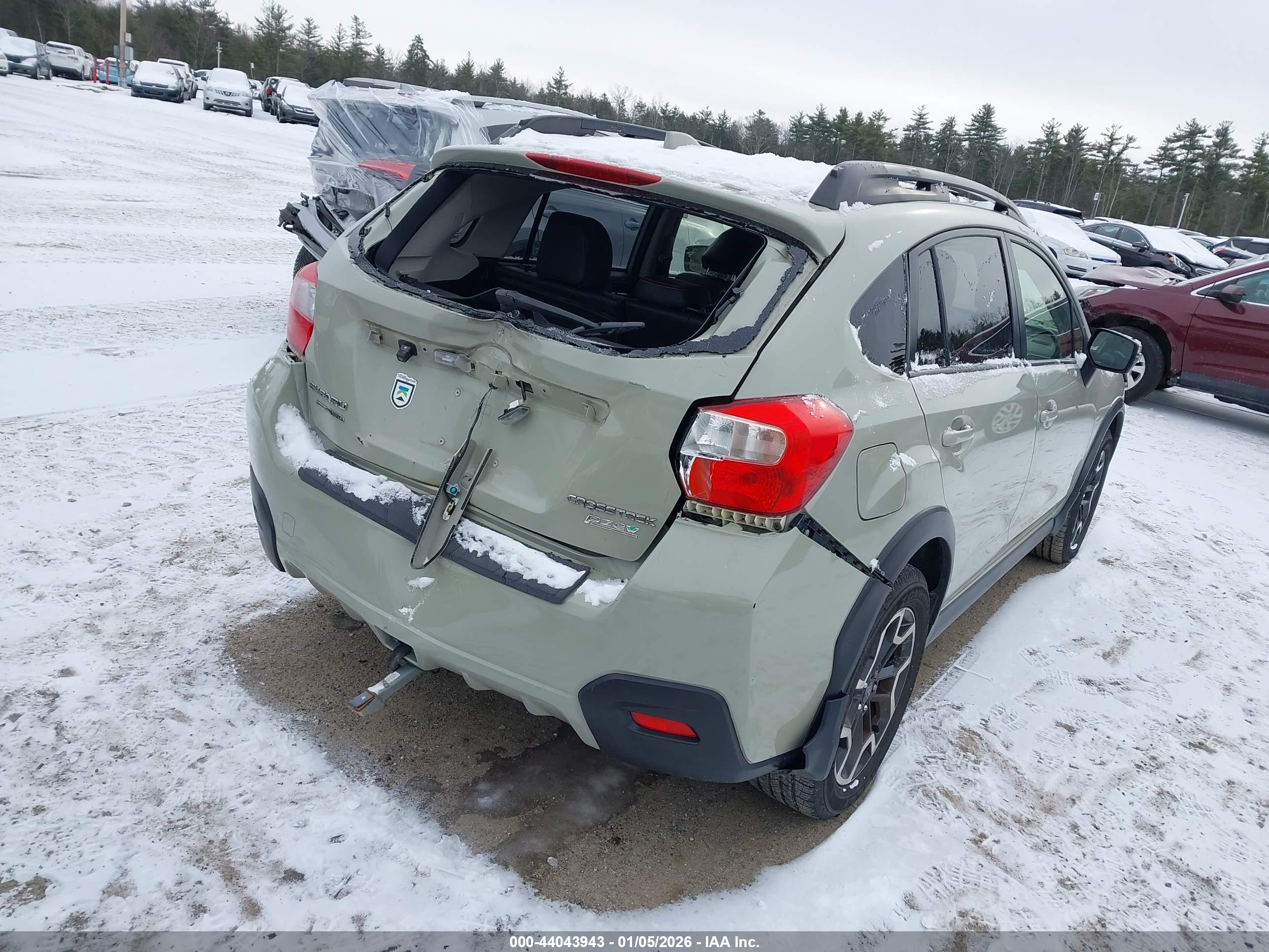 SUBARU CROSSTREK image 4