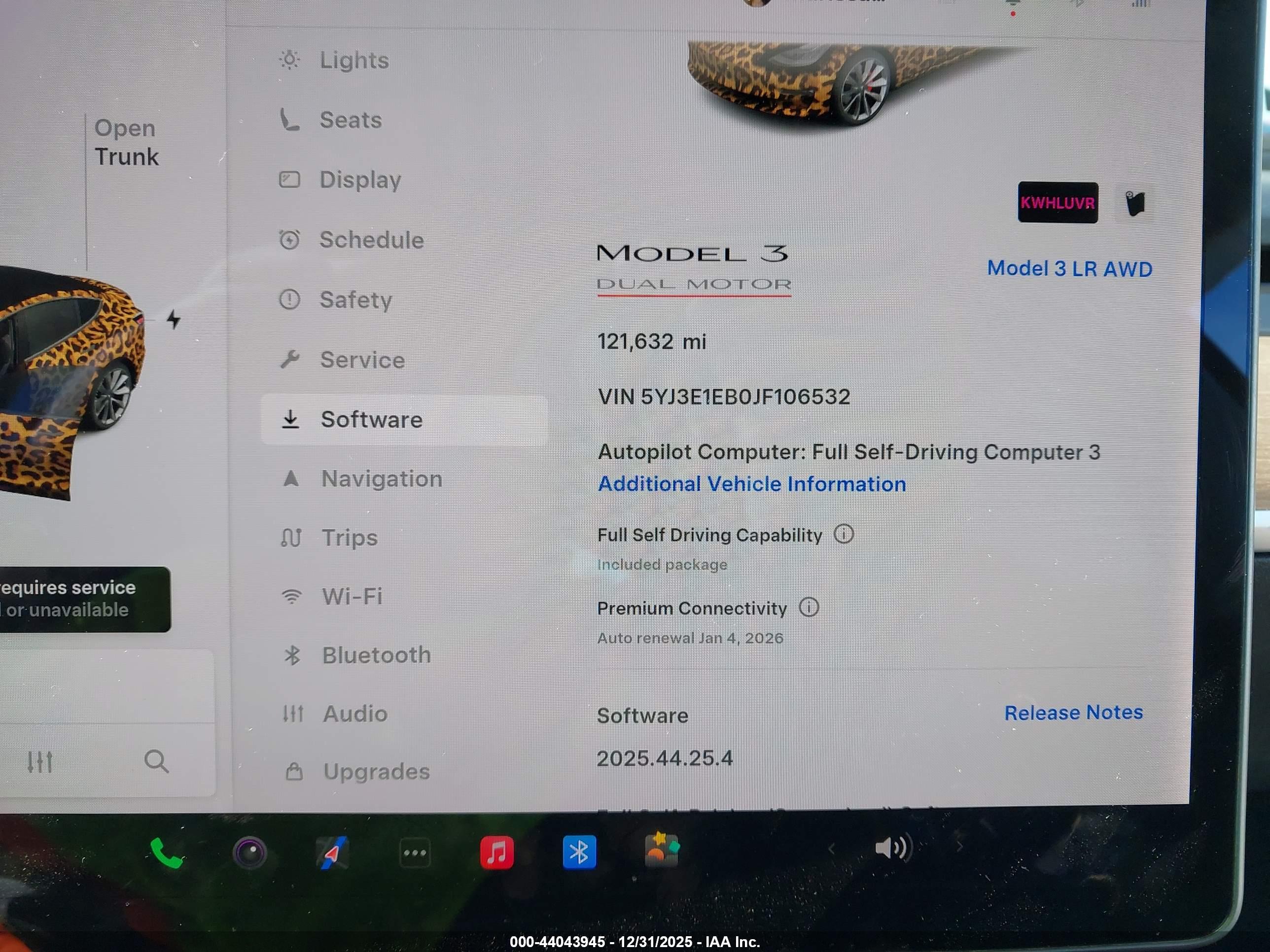 TESLA MODEL image 7