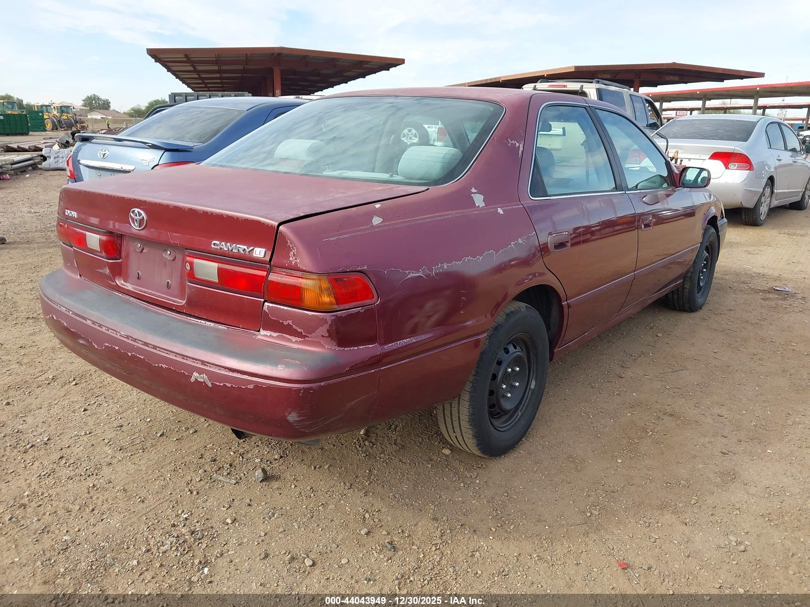 TOYOTA CAMRY image 4
