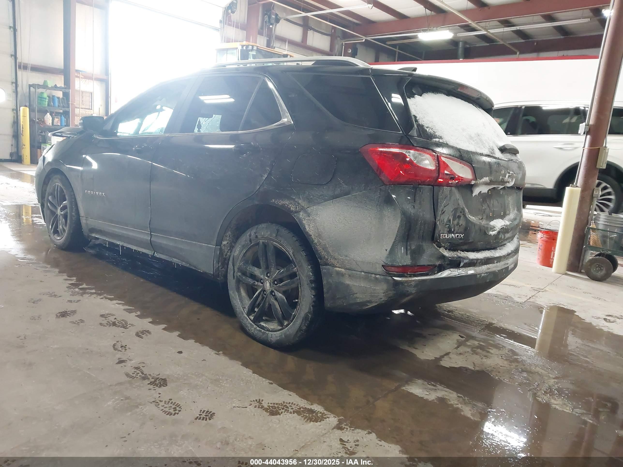CHEVROLET EQUINOX image 3