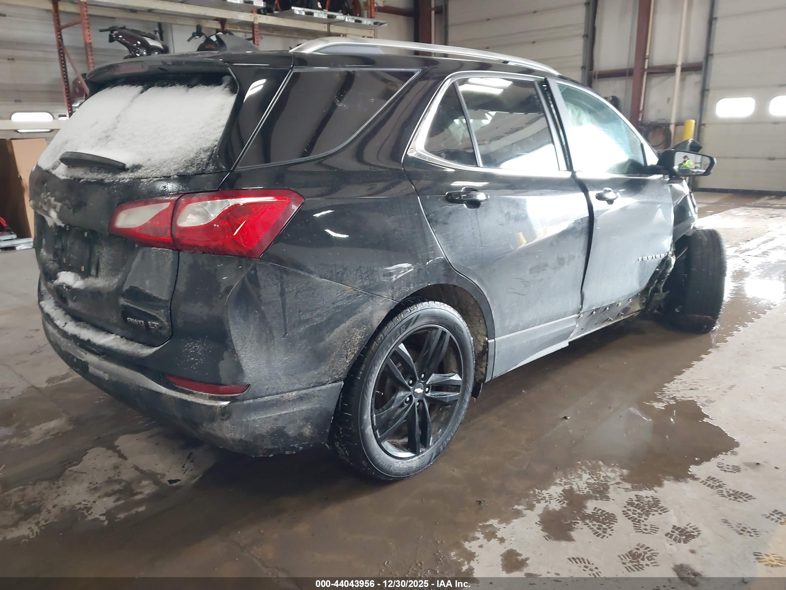 CHEVROLET EQUINOX image 4