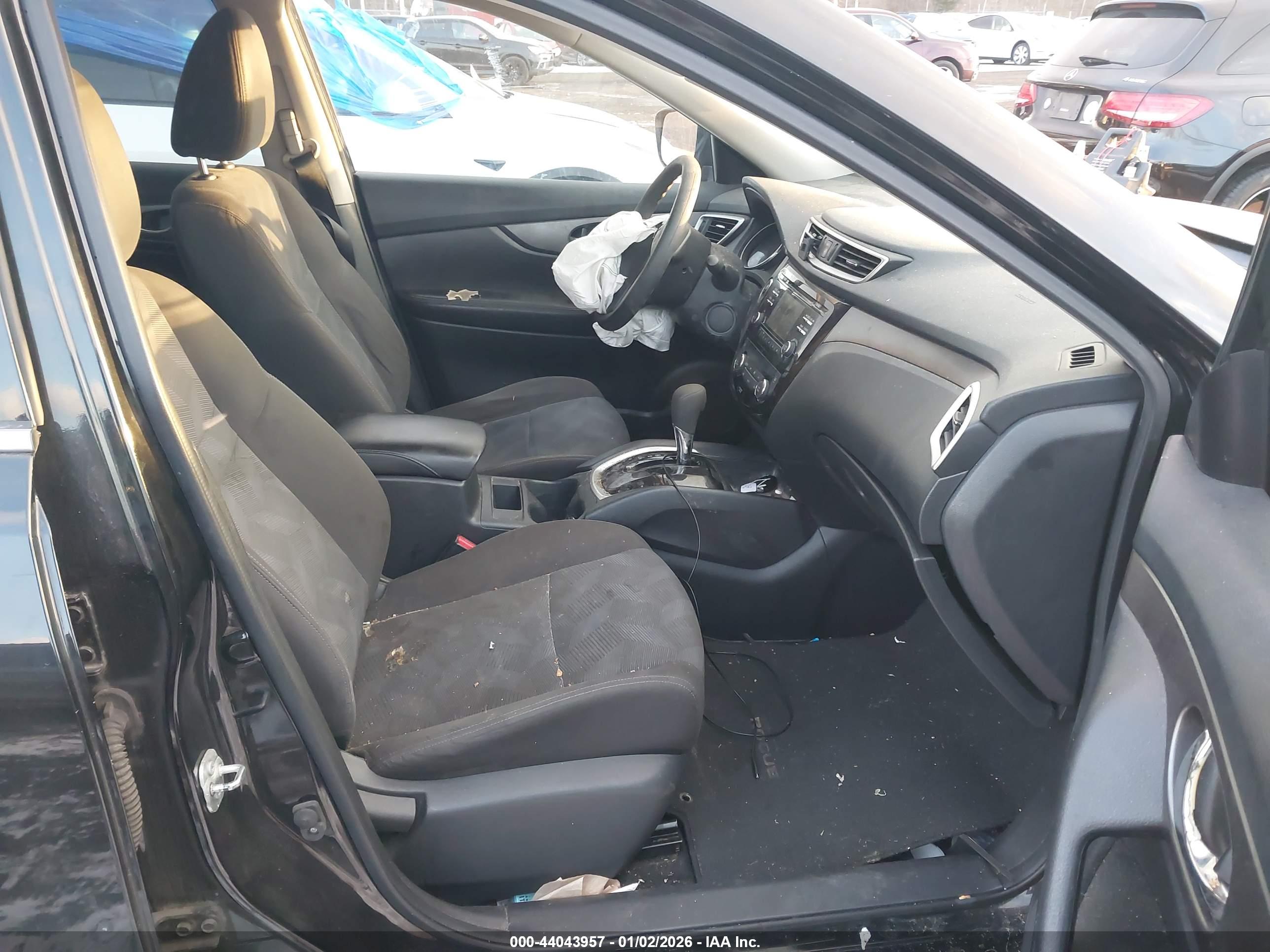 NISSAN ROGUE image 5