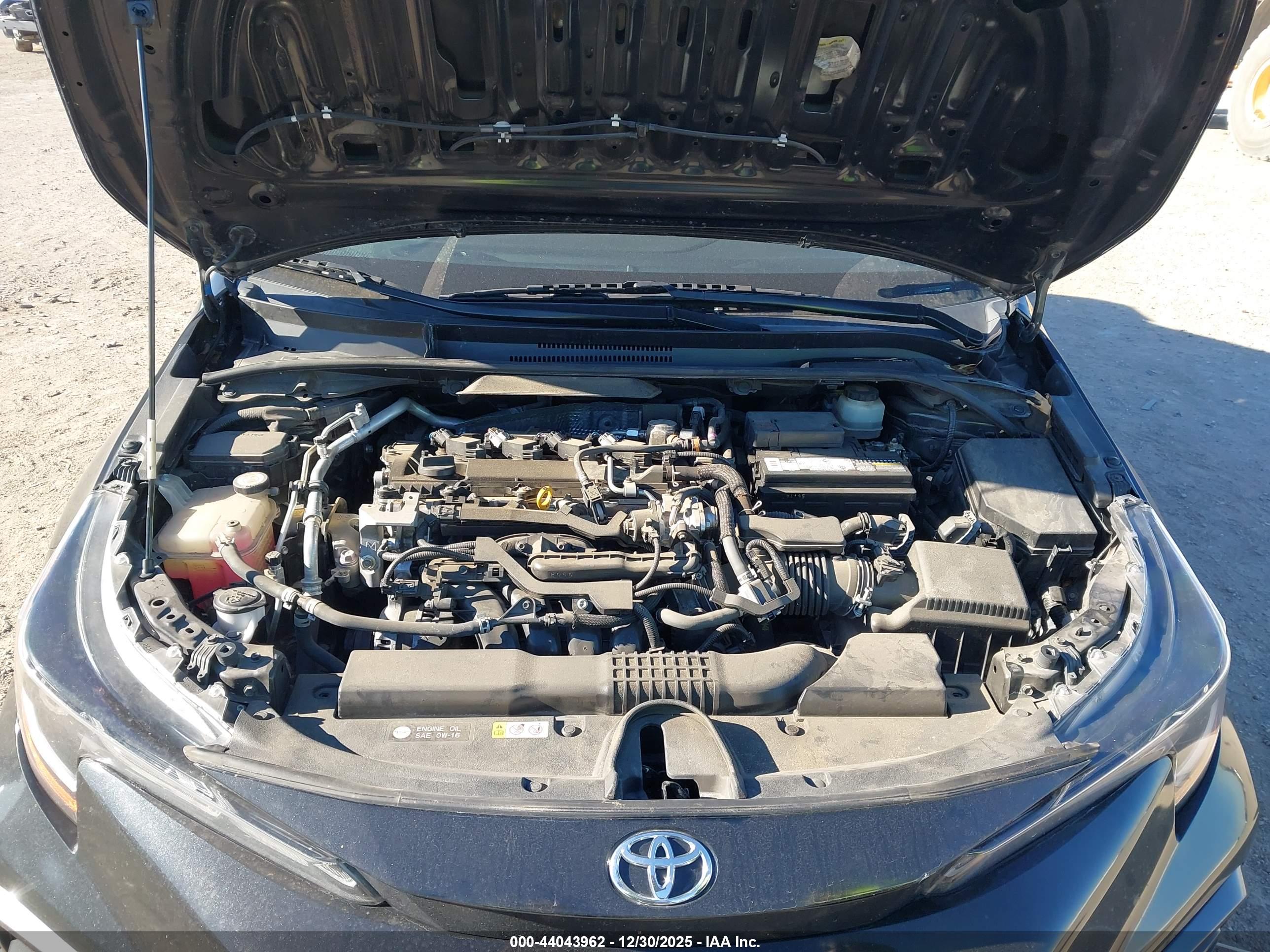 TOYOTA COROLLA image 10