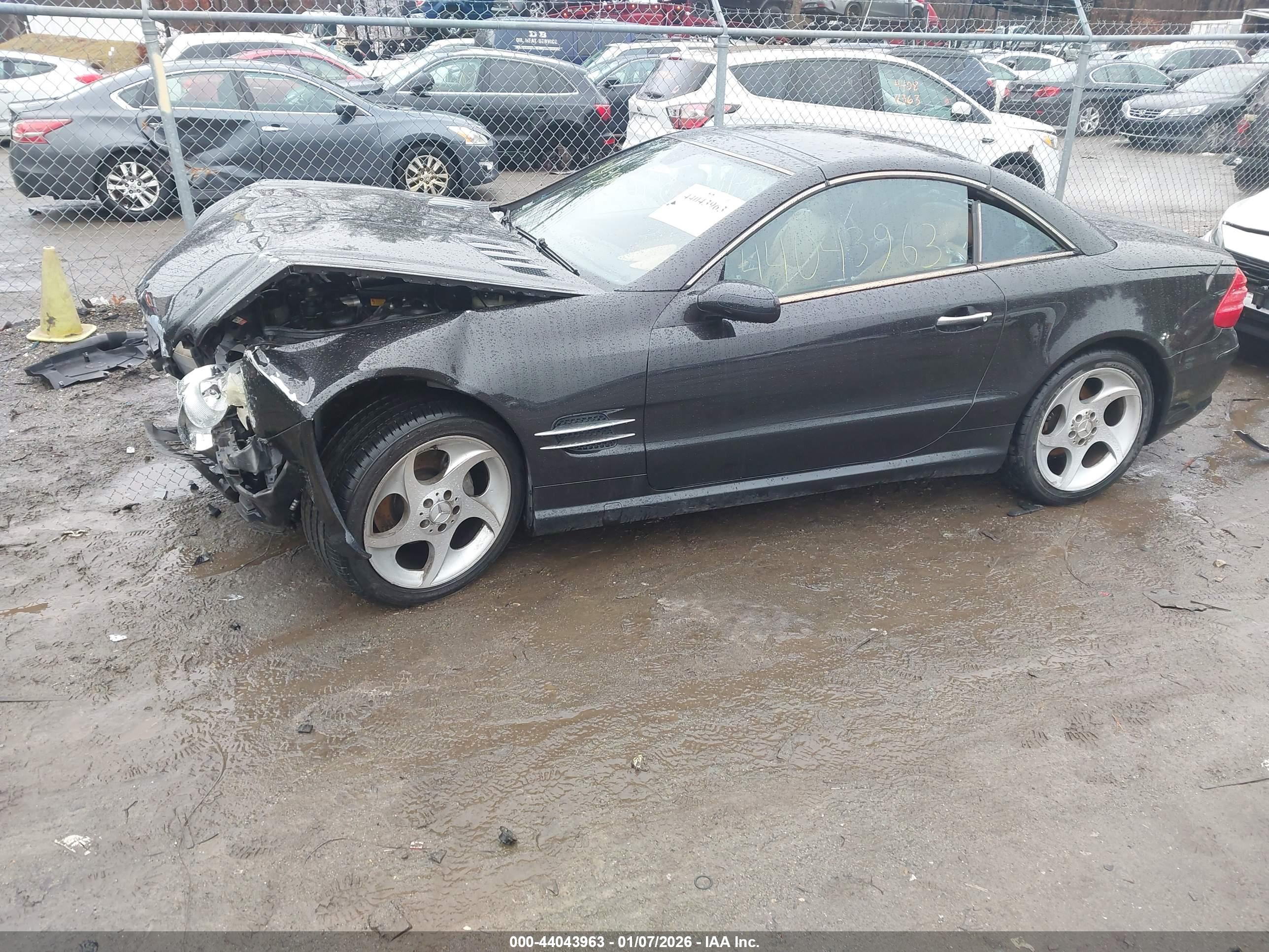 MERCEDES-BENZ SL image 2
