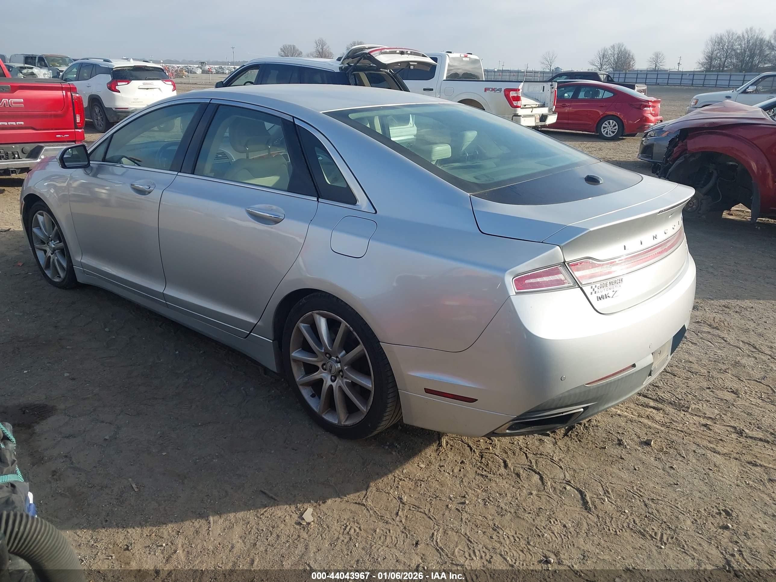 LINCOLN MKZ image 3