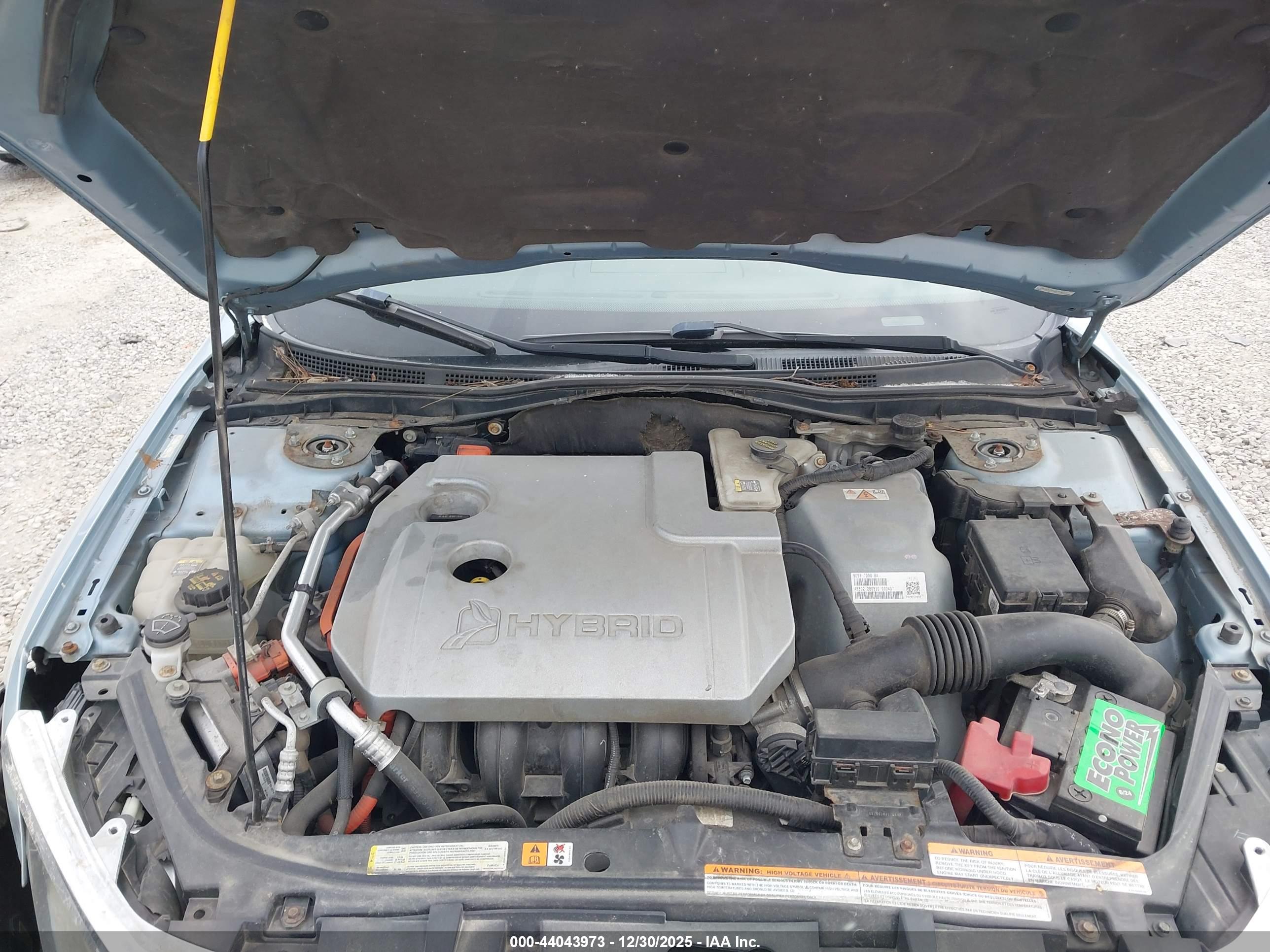 FORD FUSION image 10