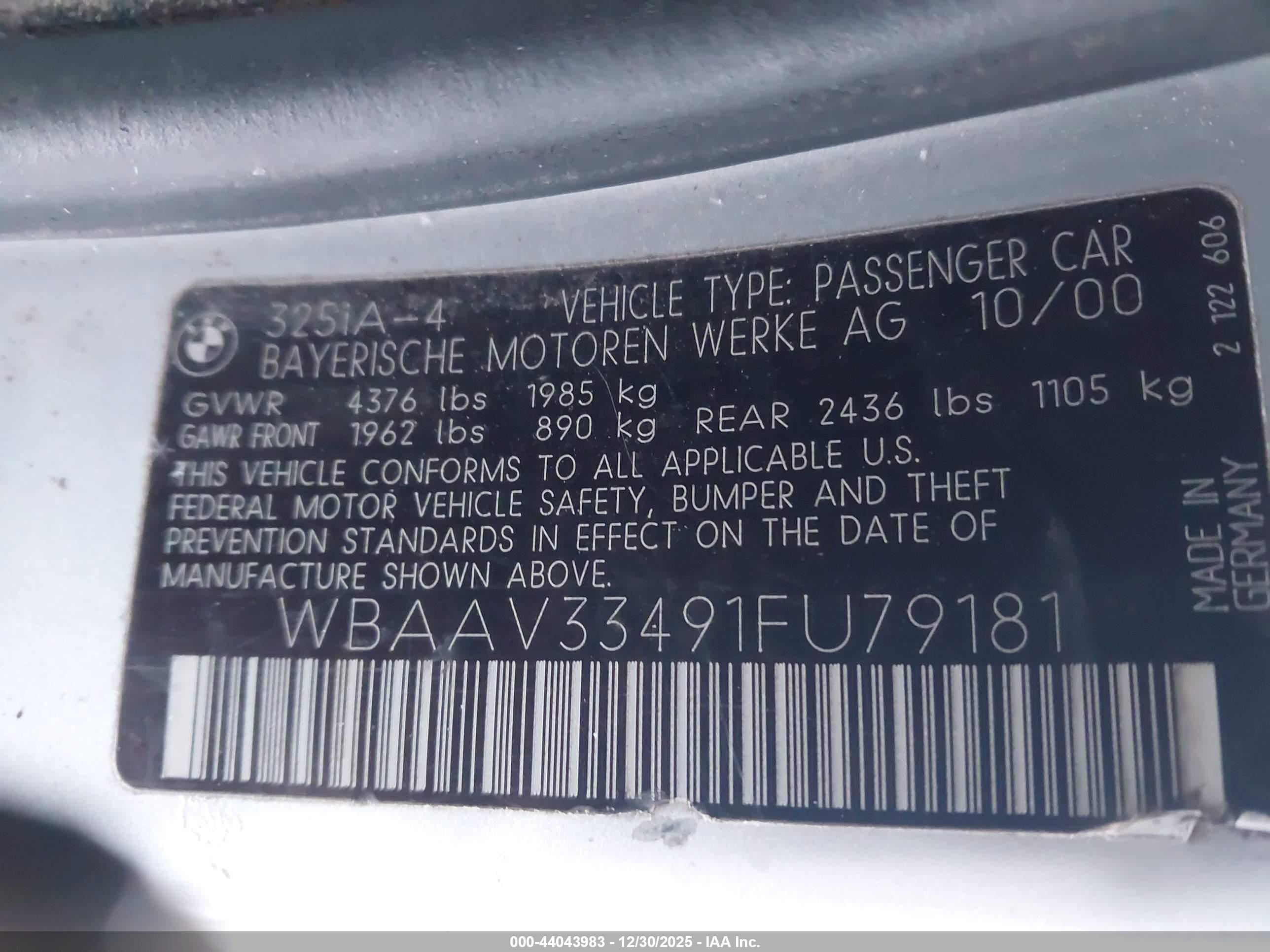 BMW 325I image 9