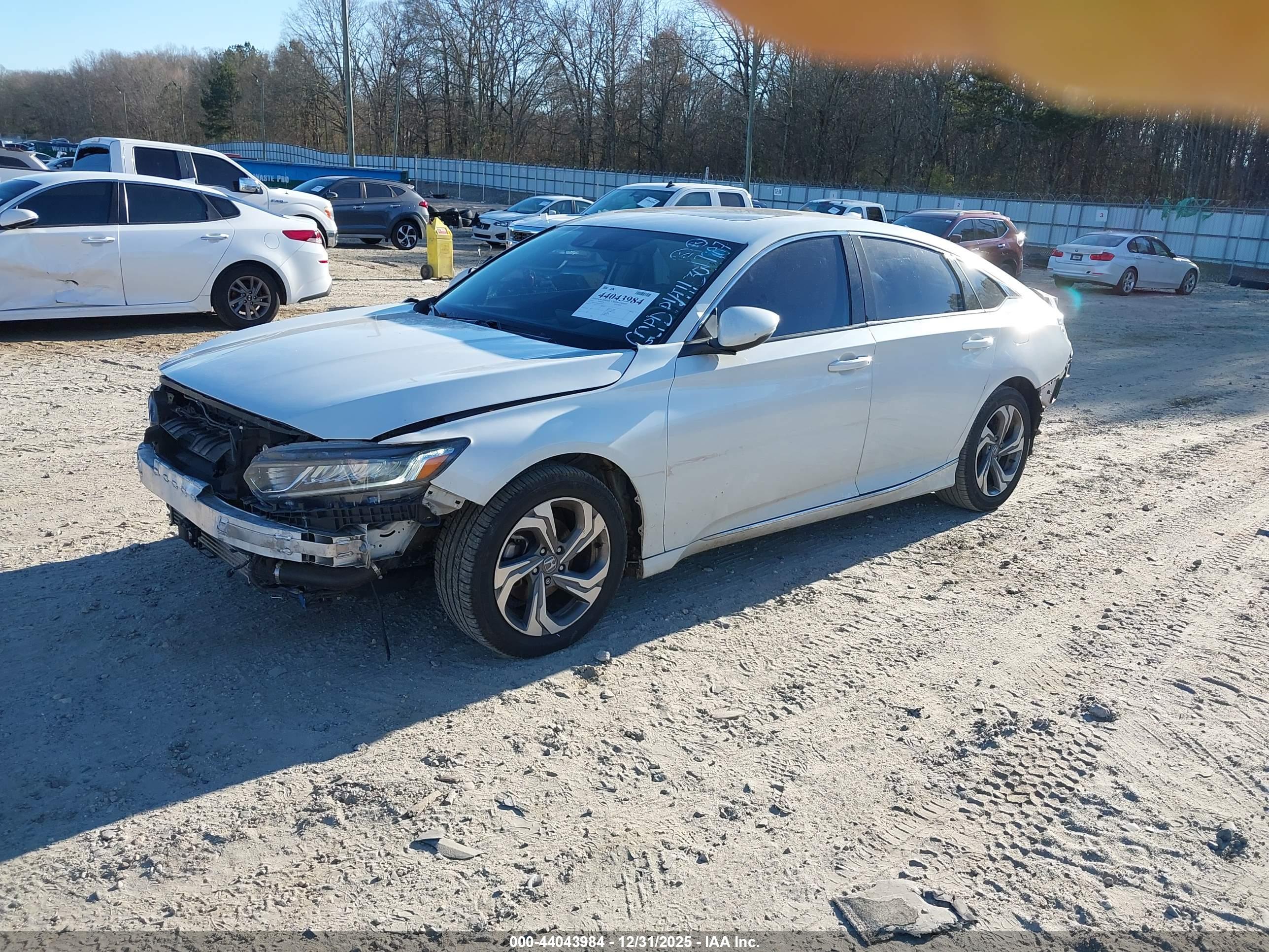 HONDA ACCORD image 2