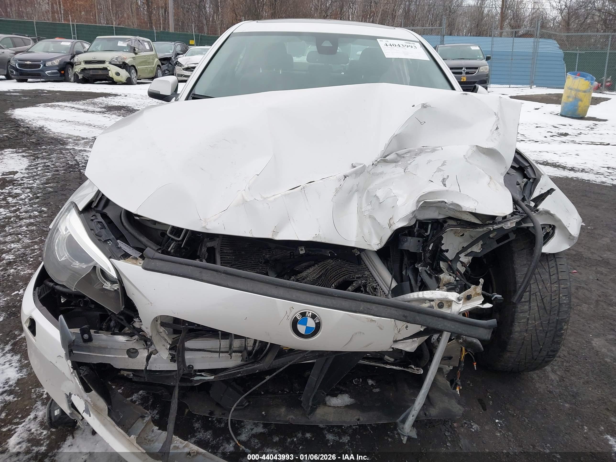 BMW 528I image 6